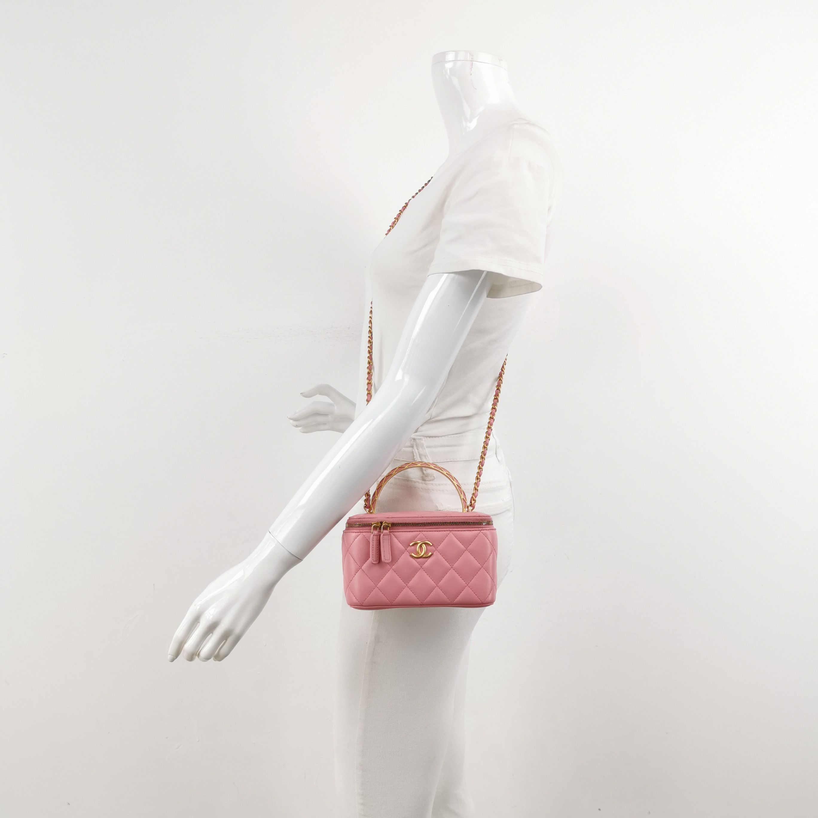 Chanel Chanel Women os Shoulder Bags Size ONE SIZE - 2 Thumbnail