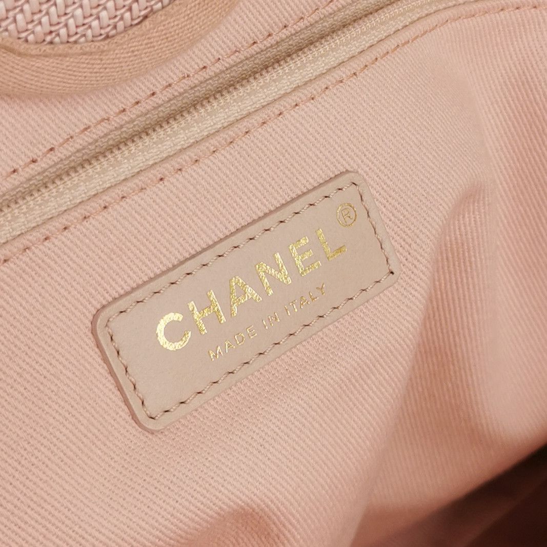Chanel Chanel Women os Shoulder Bags Size ONE SIZE - 8 Thumbnail