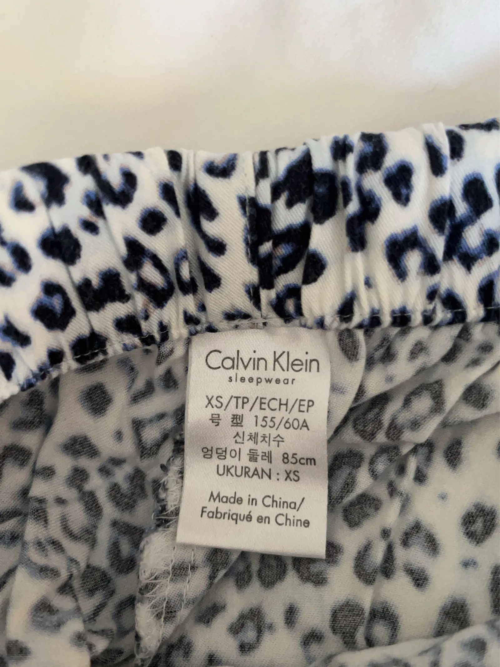 Calvin Klein Calvin Klein Pants Size 25" / US 0 / IT 36 - 3 Thumbnail