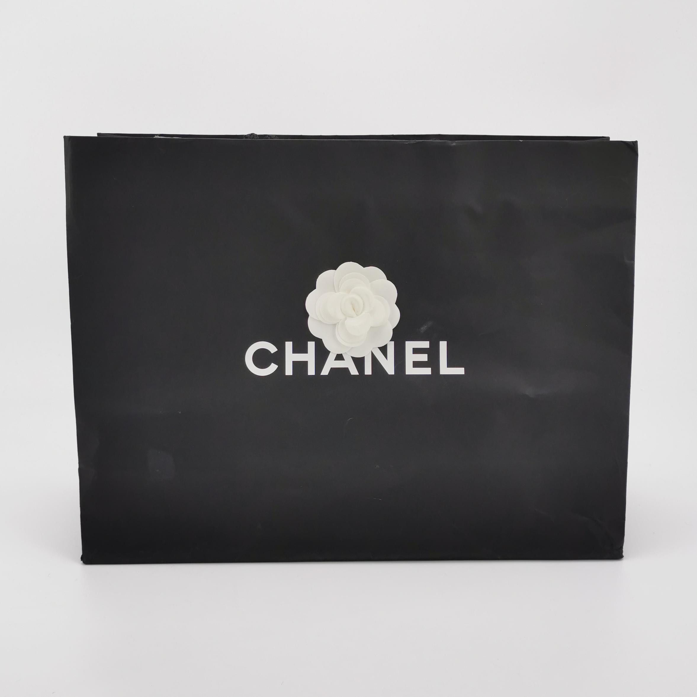 Chanel Chanel Women os Crossbody Bags Size ONE SIZE - 11 Thumbnail