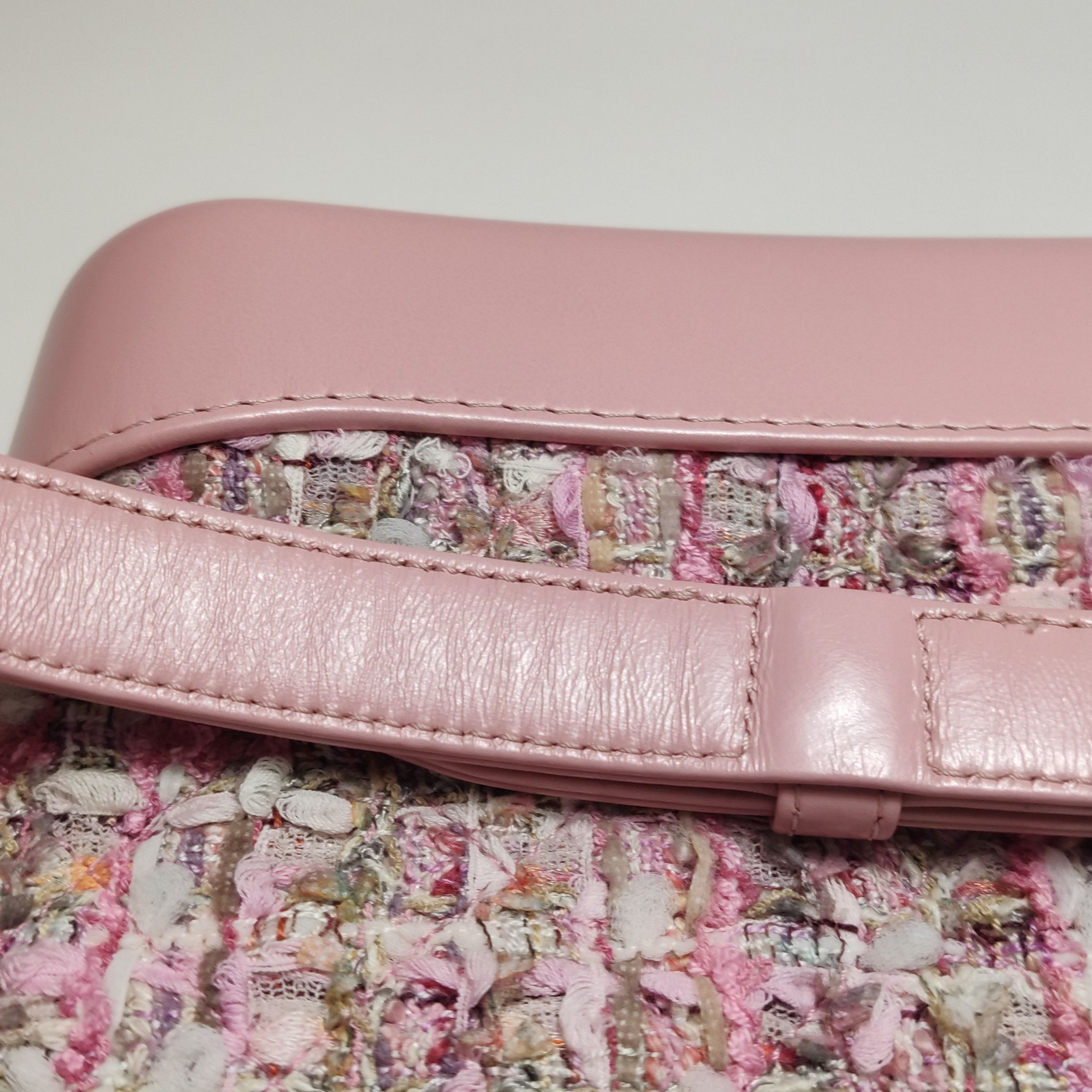 Chanel Chanel Women os Crossbody Bags Size ONE SIZE - 23 Thumbnail