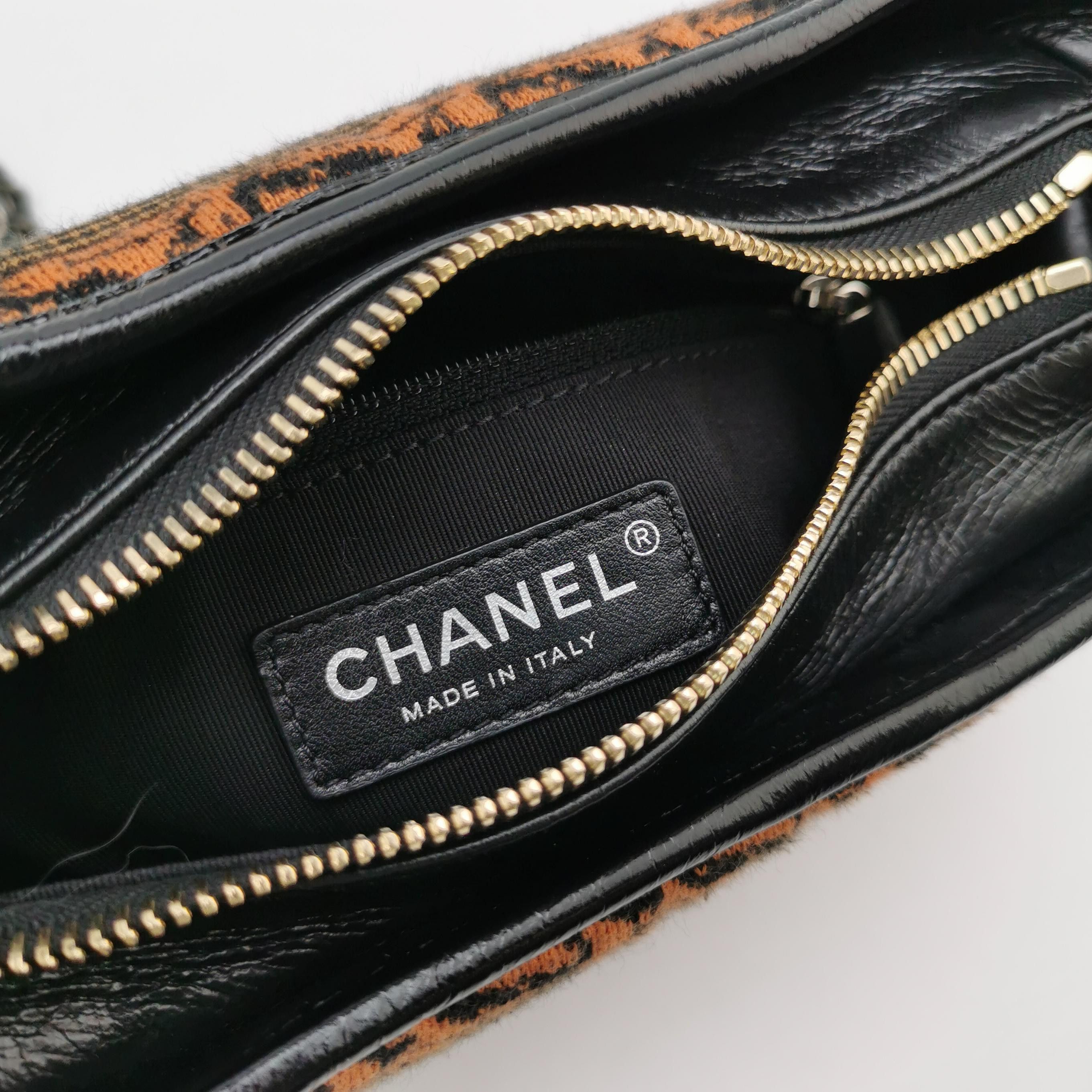 Chanel Chanel Women os Shoulder Bags Size ONE SIZE - 8 Thumbnail