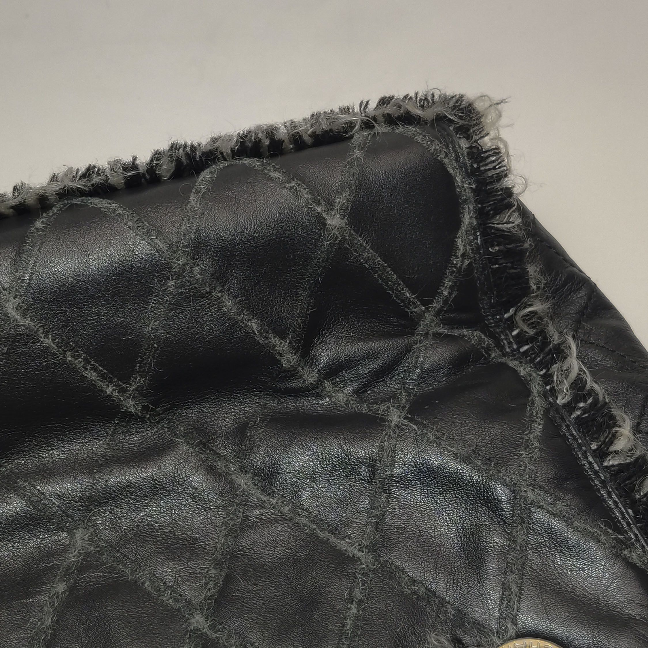 Chanel Chanel Women os Shoulder Bags Size ONE SIZE - 24 Thumbnail