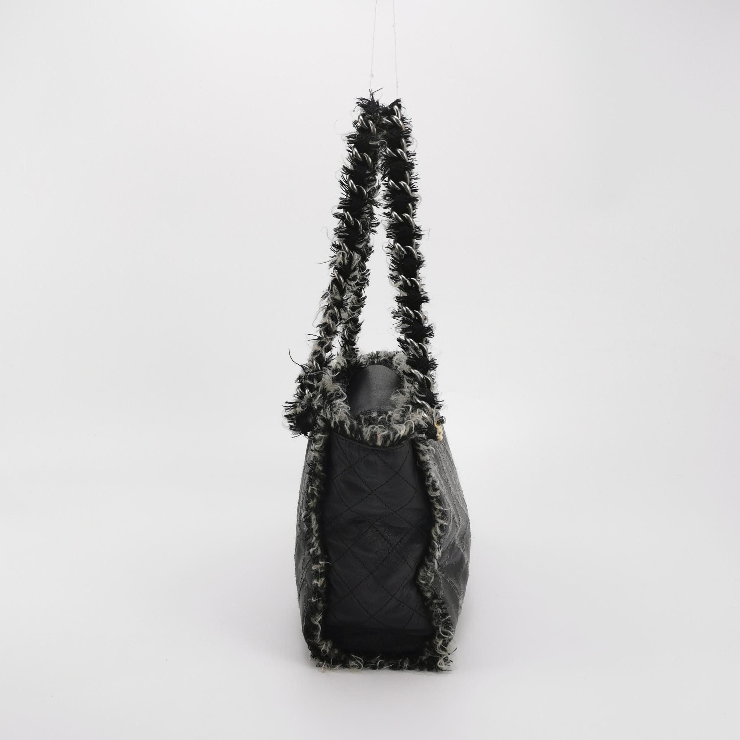 Chanel Chanel Women os Shoulder Bags Size ONE SIZE - 4 Thumbnail