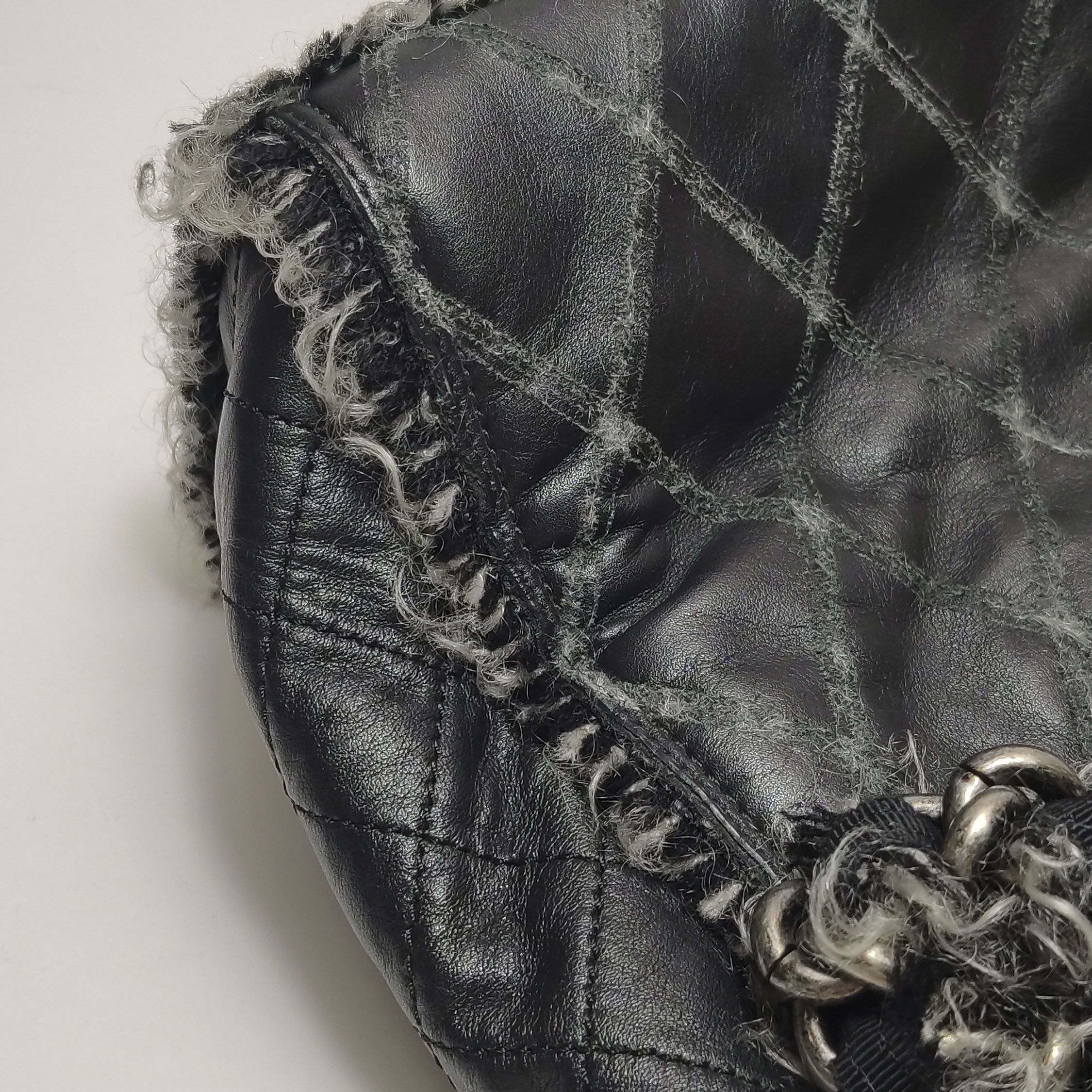Chanel Chanel Women os Shoulder Bags Size ONE SIZE - 25 Thumbnail