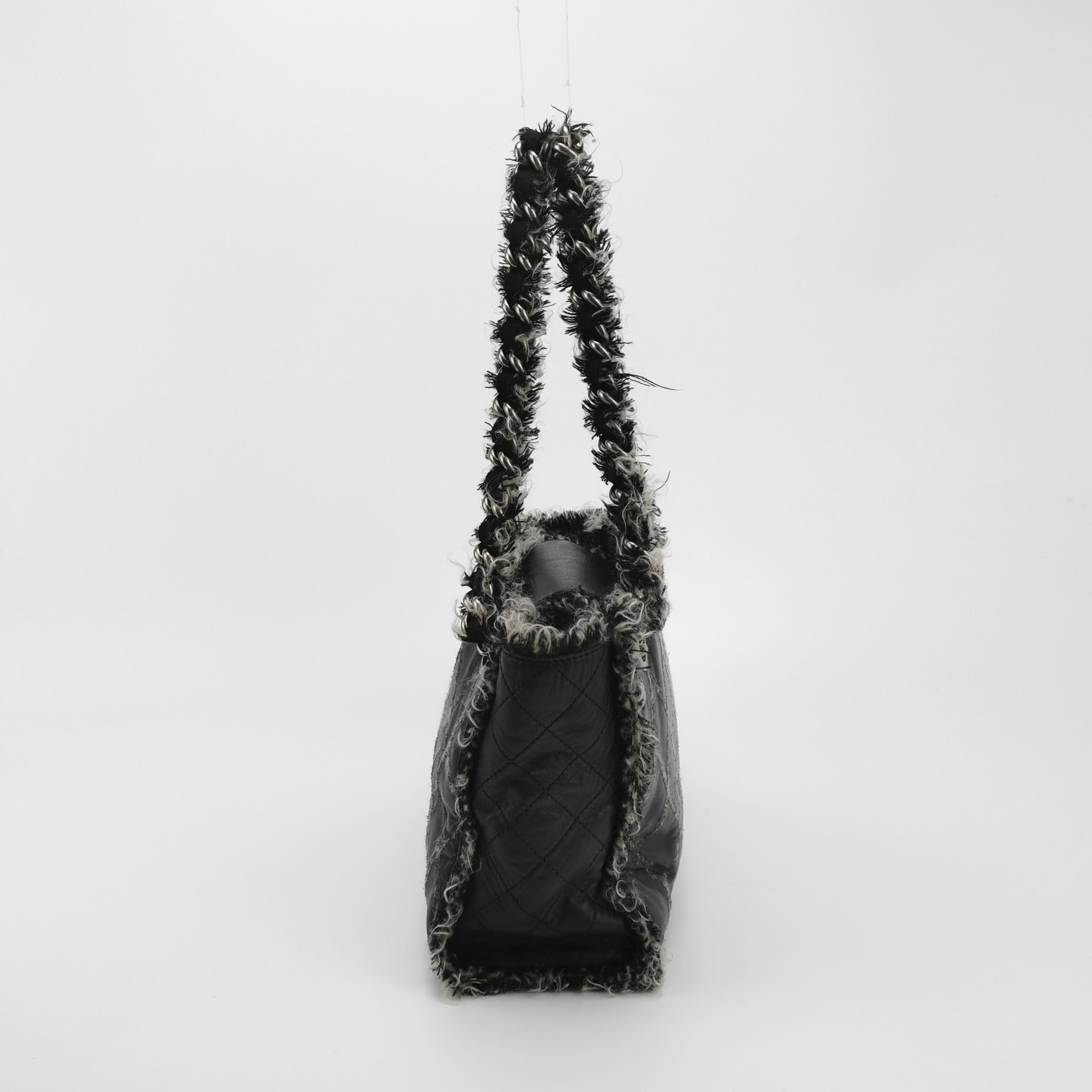 Chanel Chanel Women os Shoulder Bags Size ONE SIZE - 3 Thumbnail