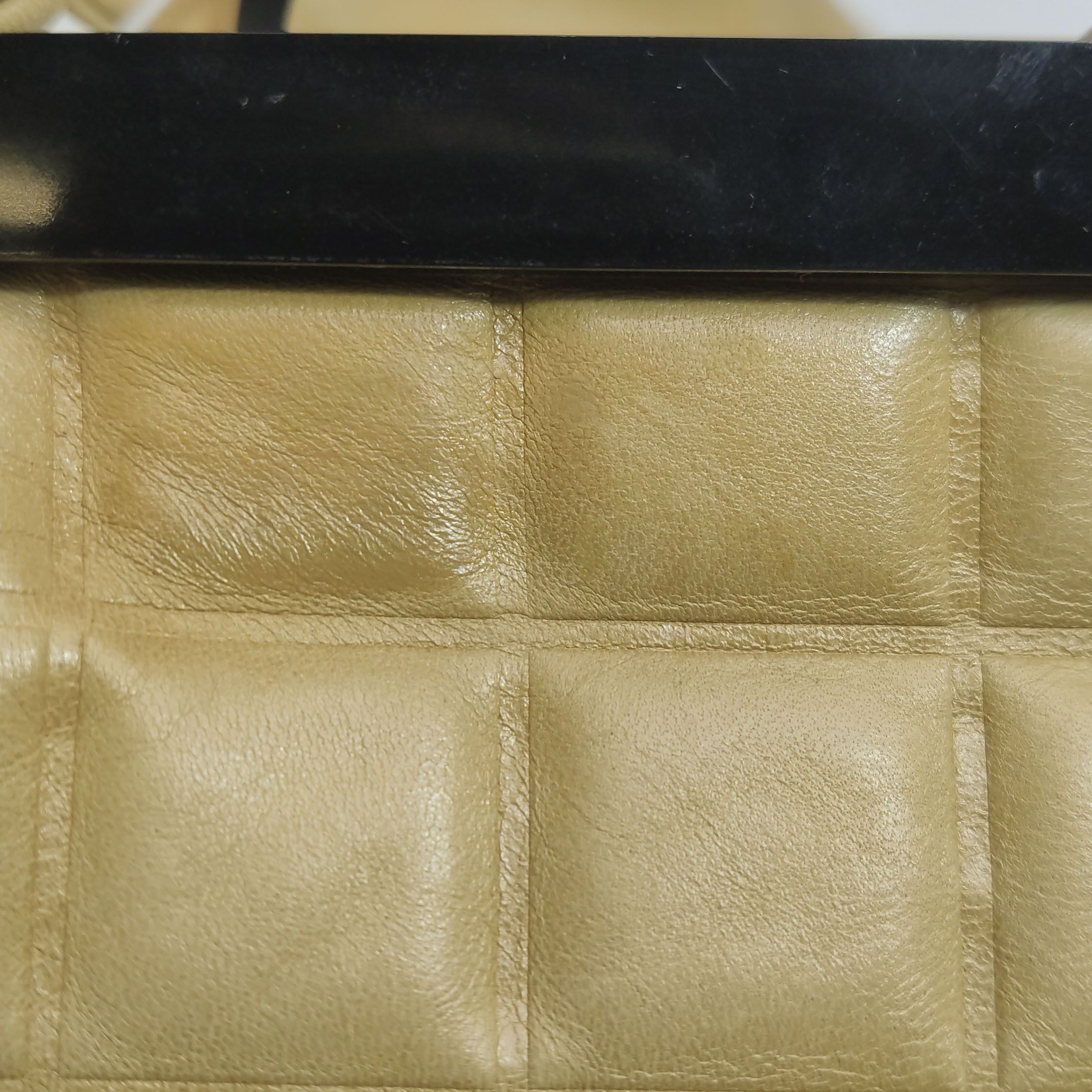 Chanel Chanel Women os Tote Bags Size ONE SIZE - 22 Thumbnail