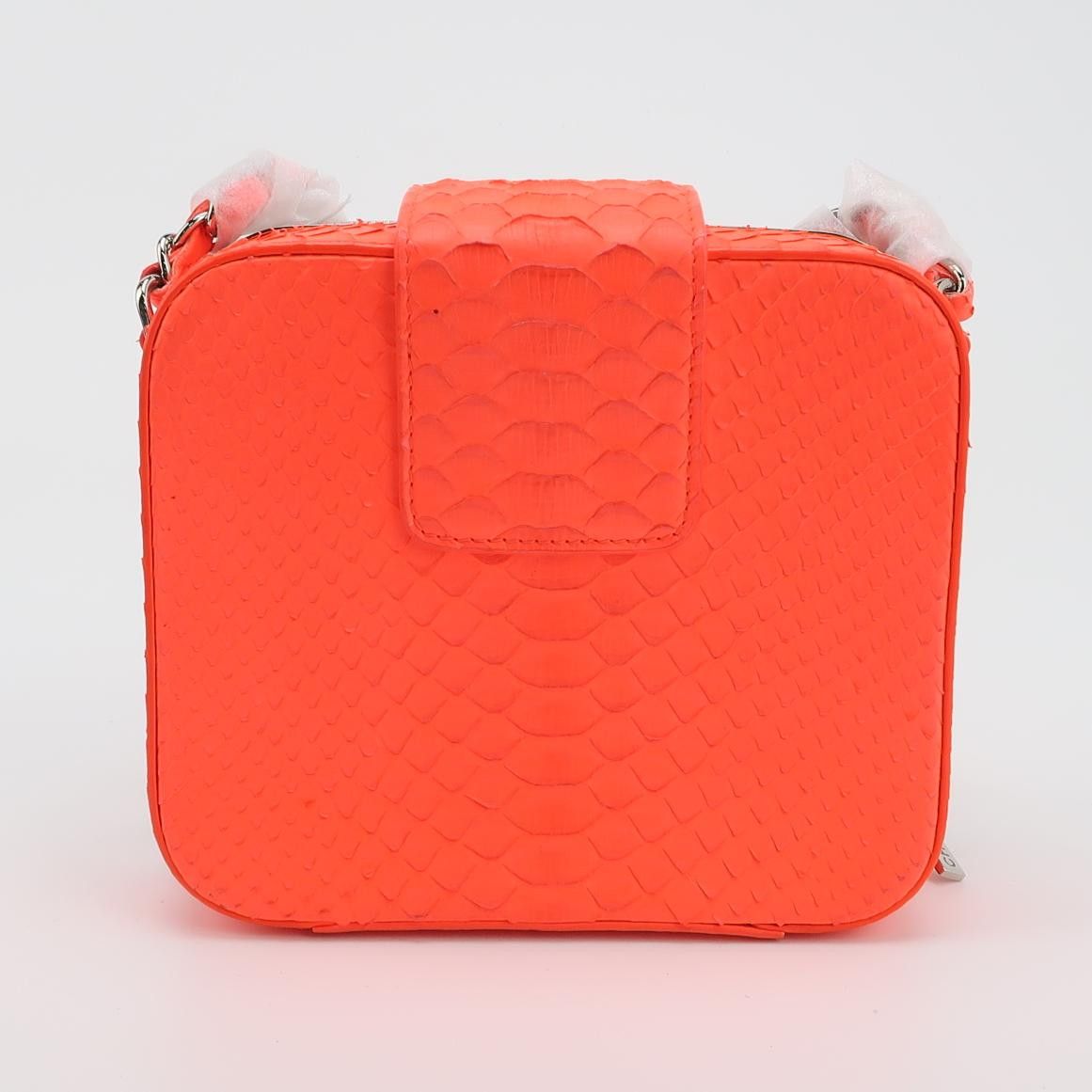 Chanel Chanel Women os Crossbody Bags Size ONE SIZE - 5 Thumbnail