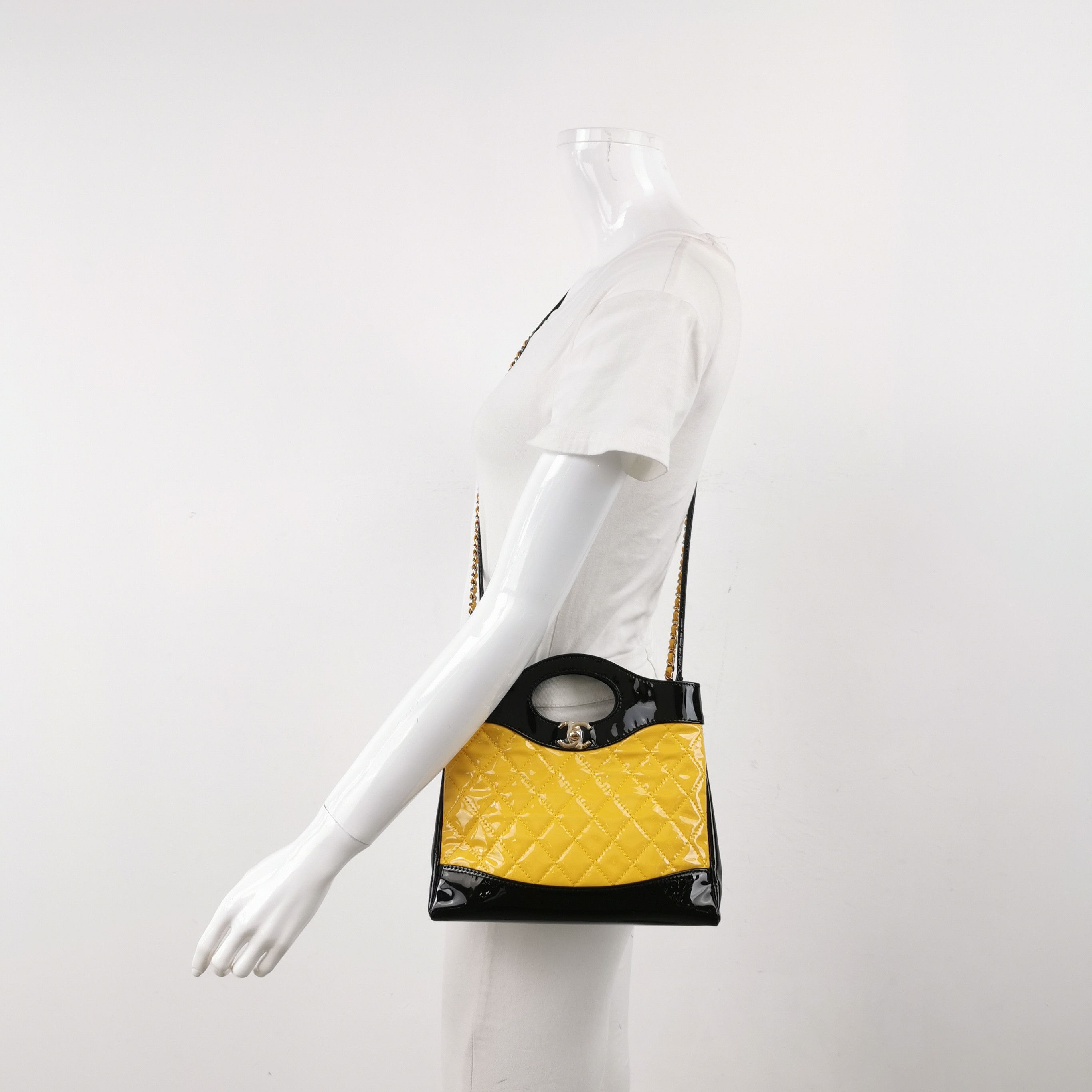 Chanel Chanel Women os Shoulder Bags Size ONE SIZE - 2 Thumbnail