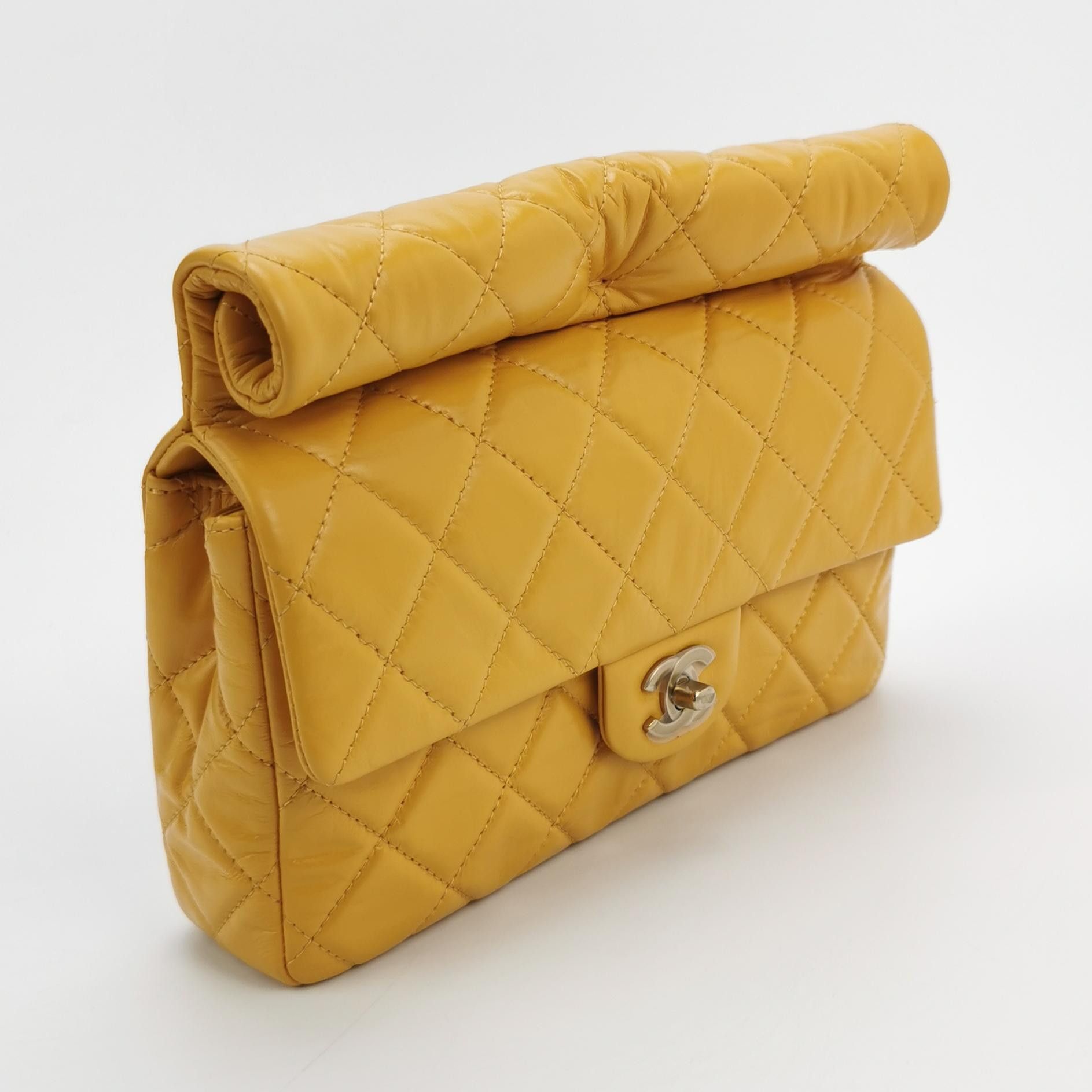 Chanel Chanel Women os Clutches Size ONE SIZE - 3 Thumbnail