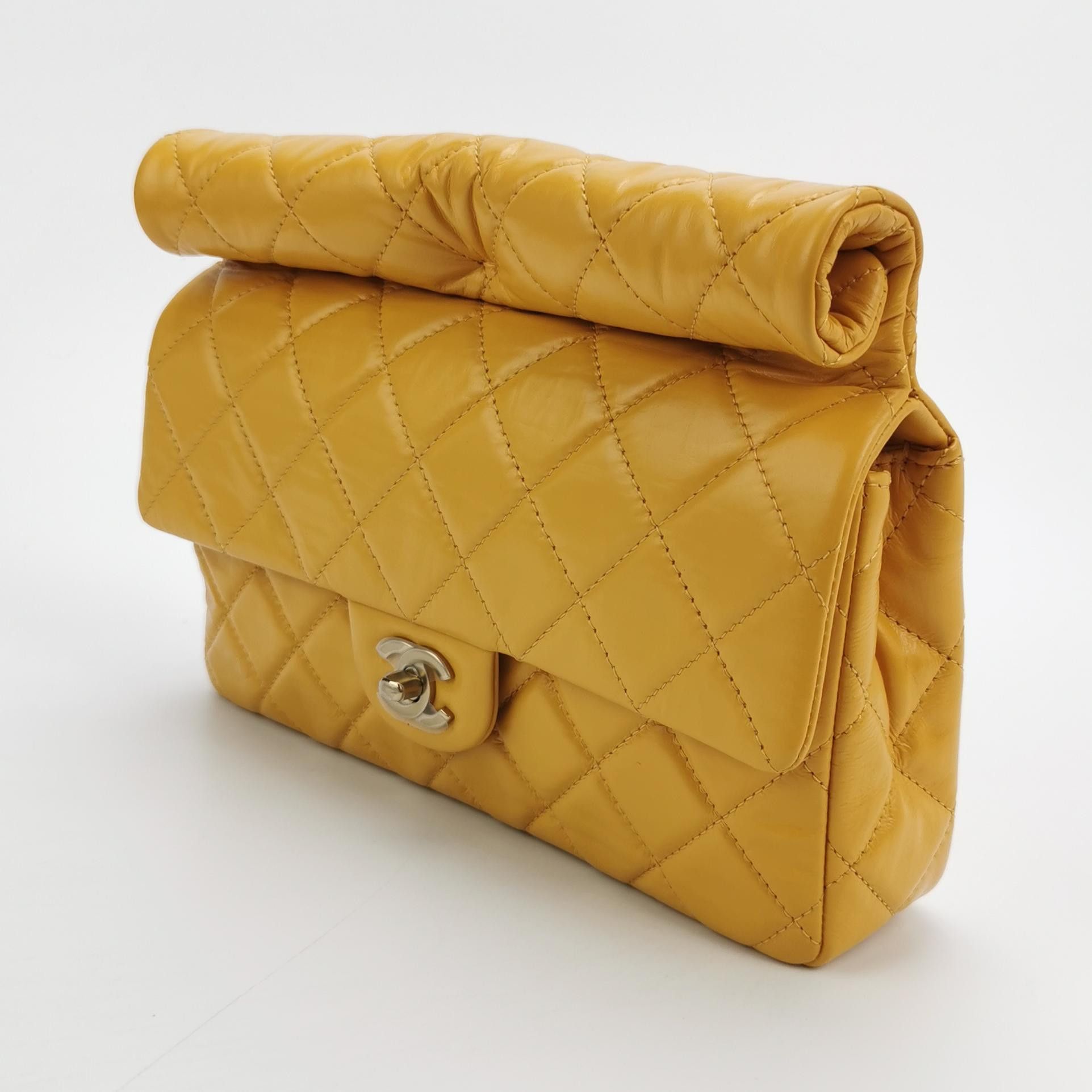Chanel Chanel Women os Clutches Size ONE SIZE - 2 Thumbnail