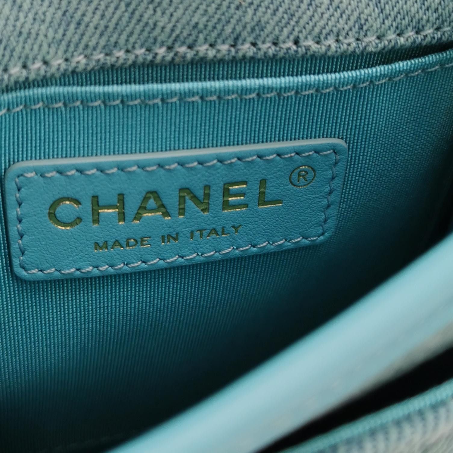 Chanel Chanel Women os Shoulder Bags Size ONE SIZE - 8 Thumbnail