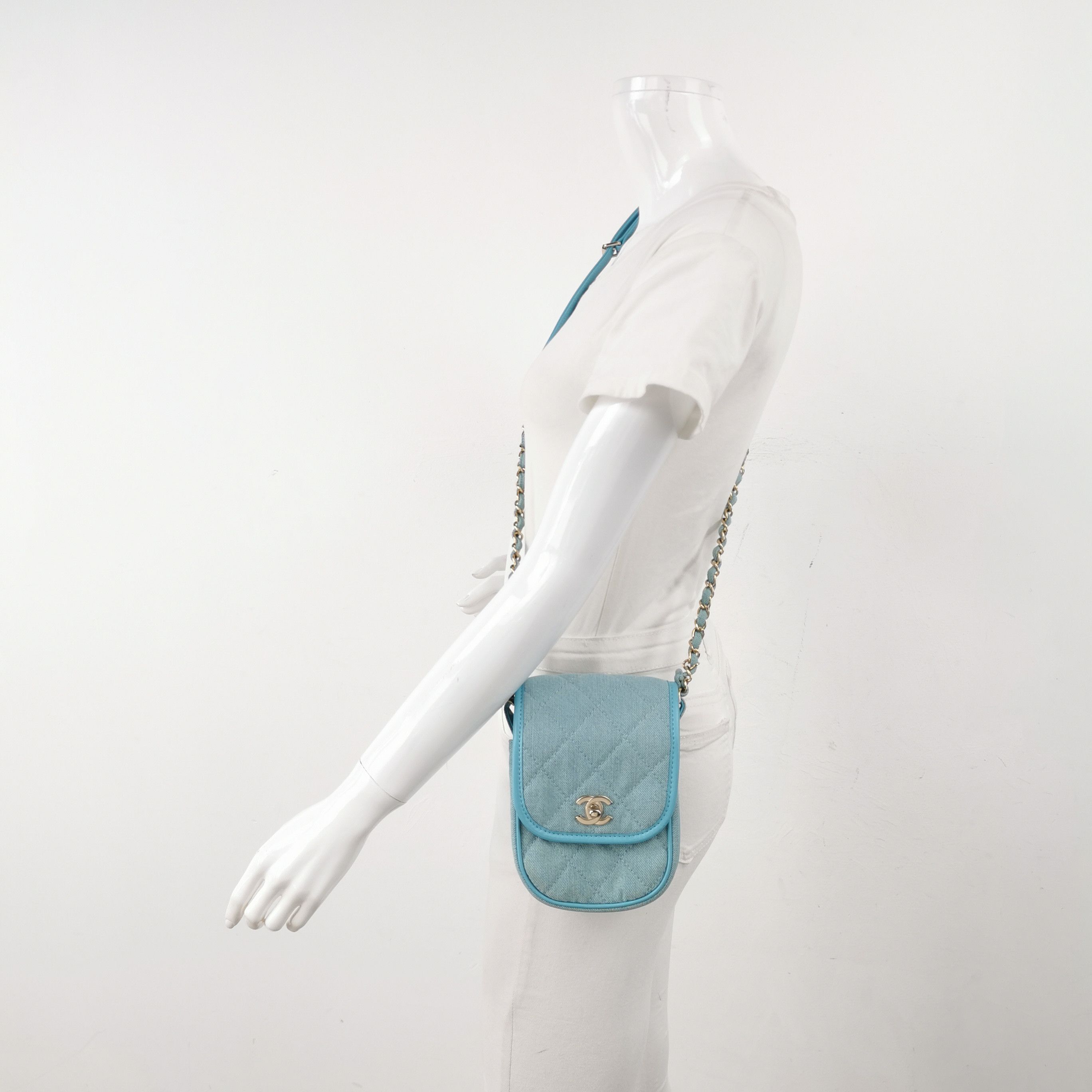 Chanel Chanel Women os Shoulder Bags Size ONE SIZE - 2 Thumbnail