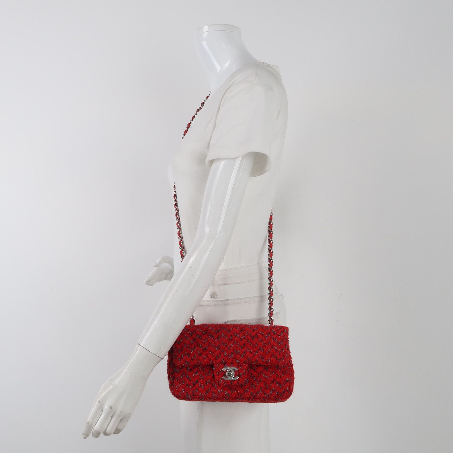 Chanel Chanel Women os Crossbody Bags Size ONE SIZE - 2 Thumbnail