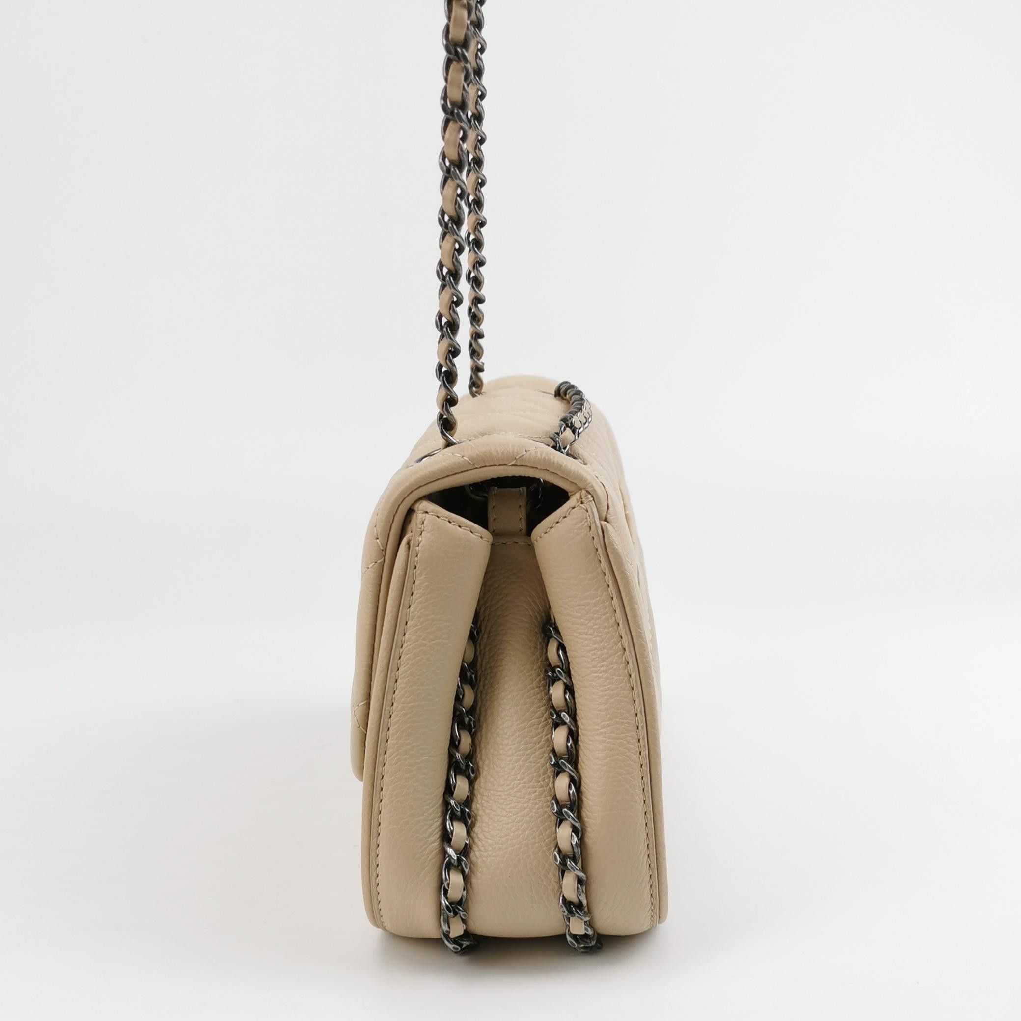 Chanel Chanel Women os Shoulder Bags Size ONE SIZE - 3 Thumbnail