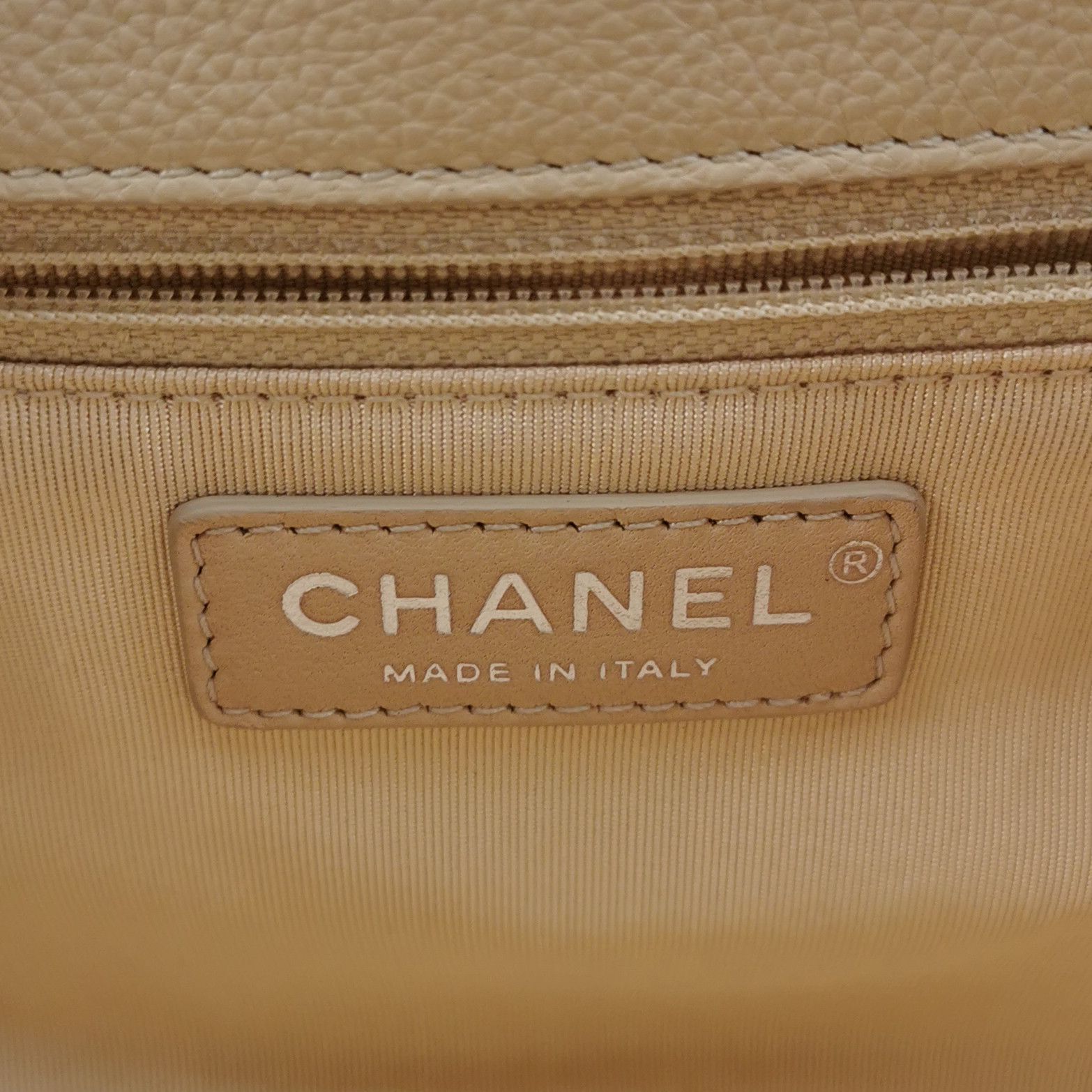 Chanel Chanel Women os Shoulder Bags Size ONE SIZE - 8 Thumbnail