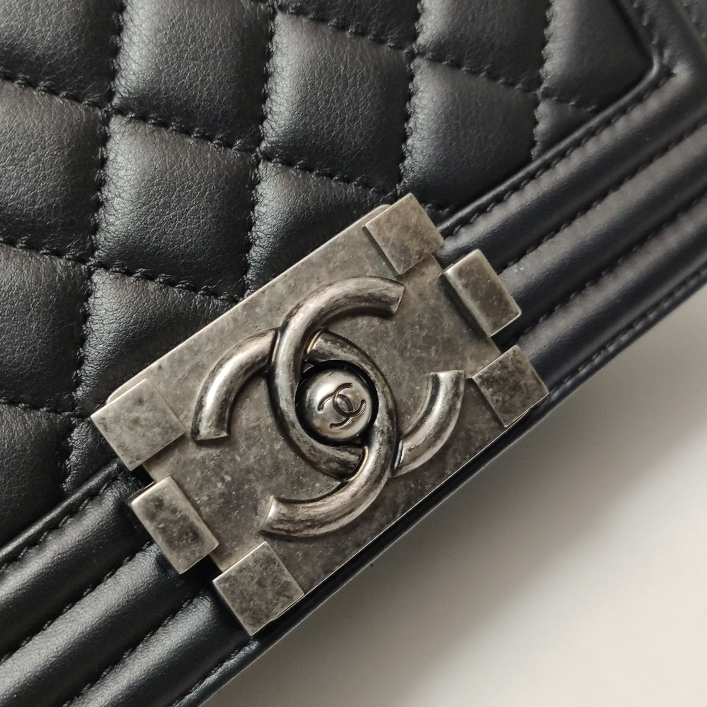 Chanel Chanel Women os Shoulder Bags Size ONE SIZE - 14 Thumbnail
