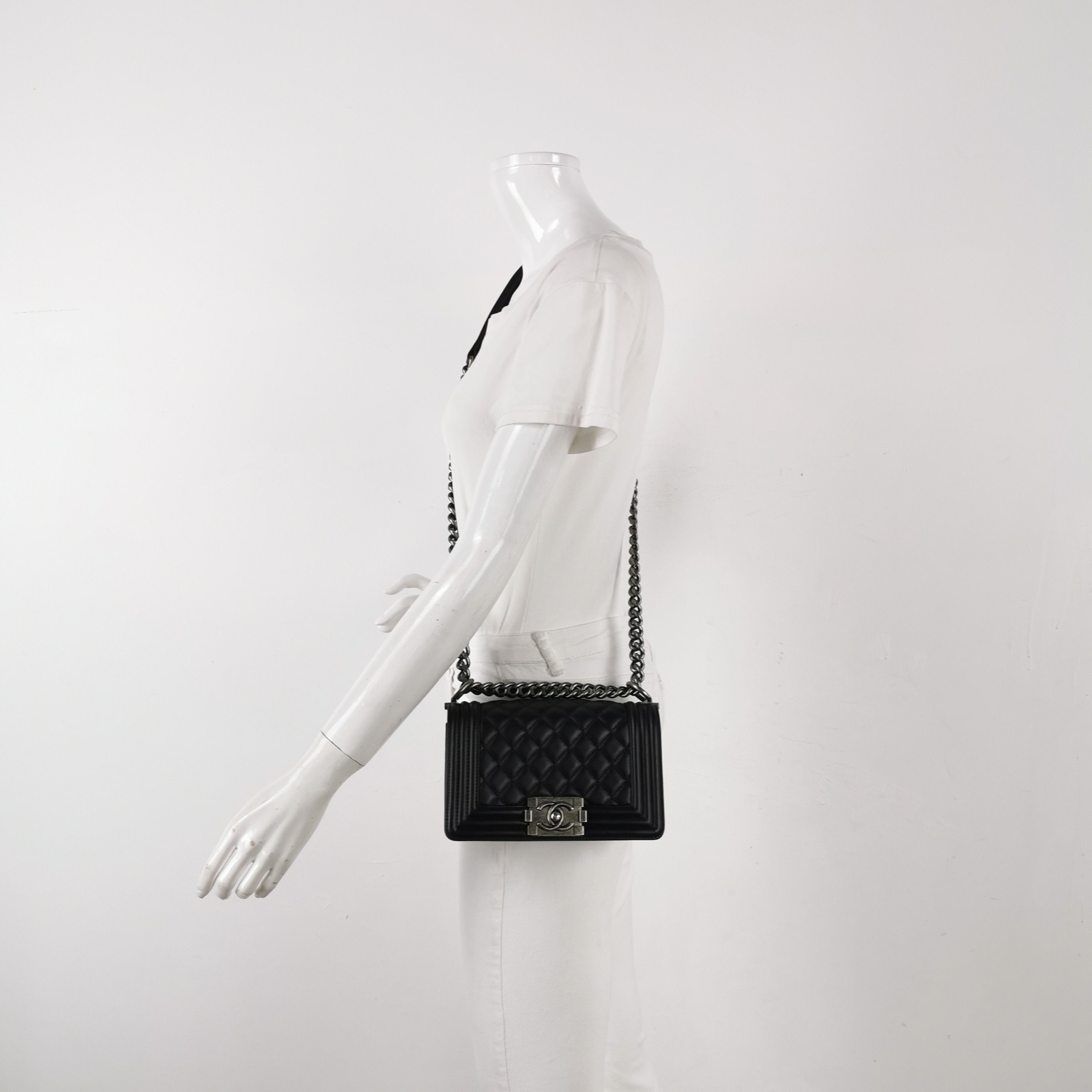 Chanel Chanel Women os Shoulder Bags Size ONE SIZE - 2 Thumbnail