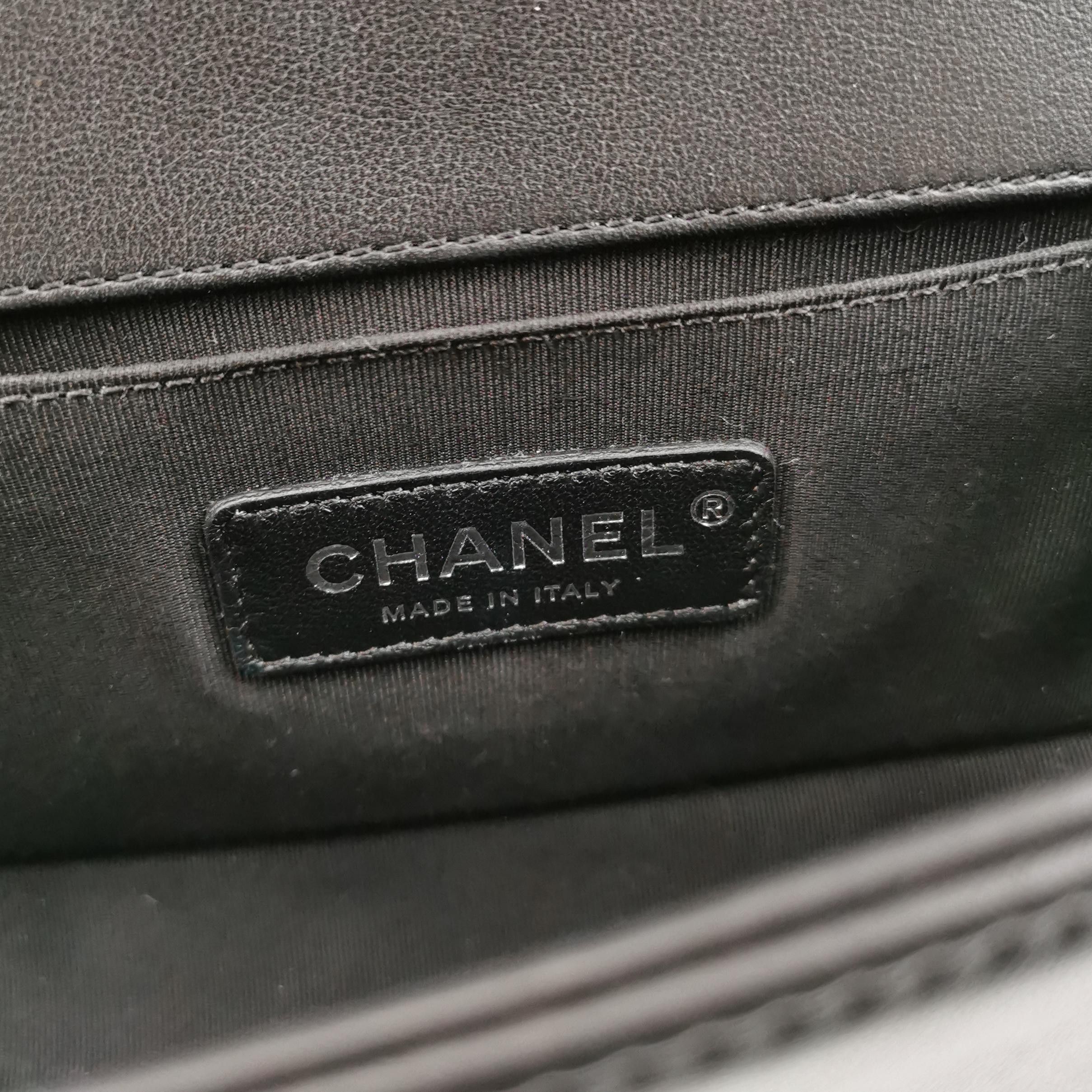 Chanel Chanel Women os Shoulder Bags Size ONE SIZE - 8 Thumbnail