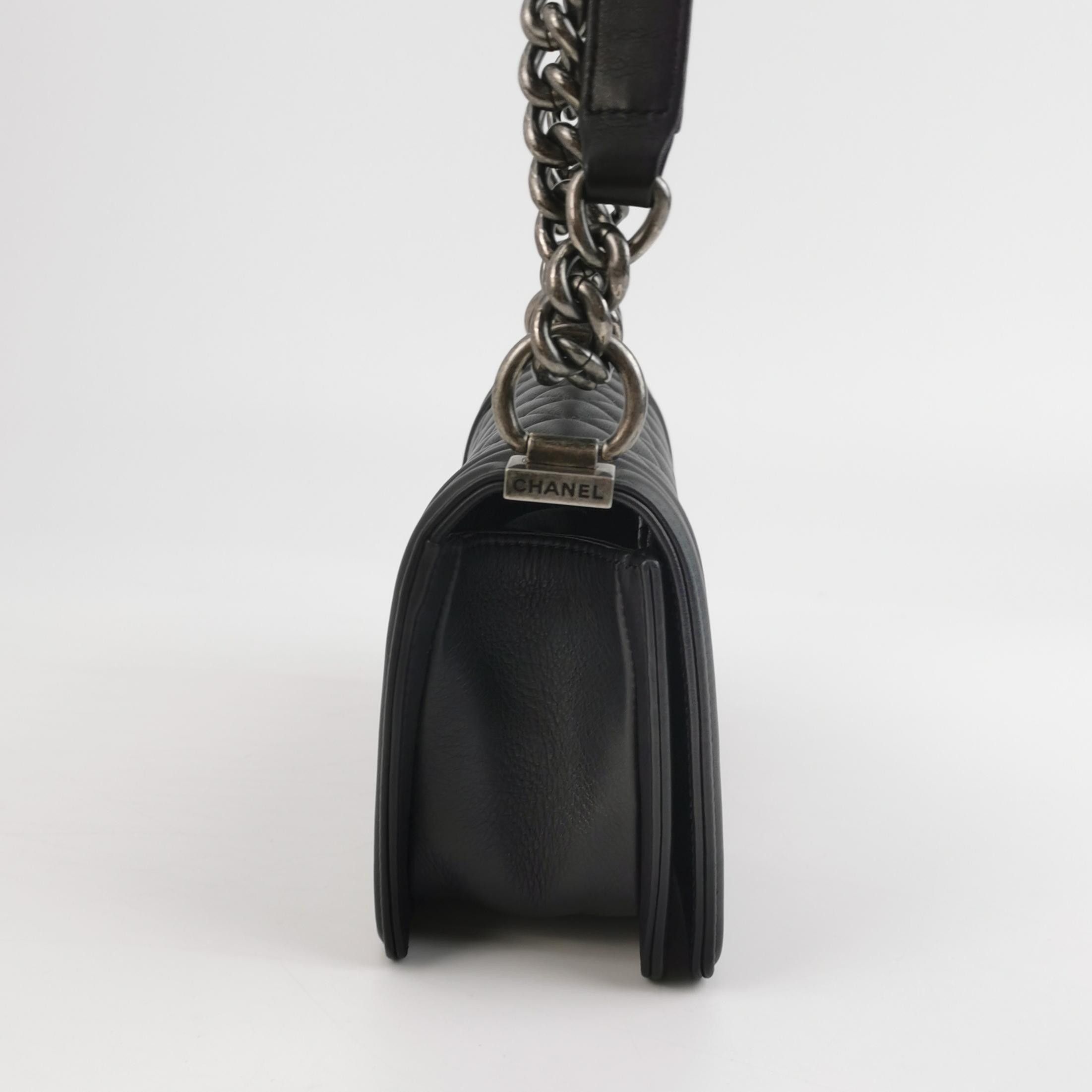 Chanel Chanel Women os Shoulder Bags Size ONE SIZE - 4 Thumbnail