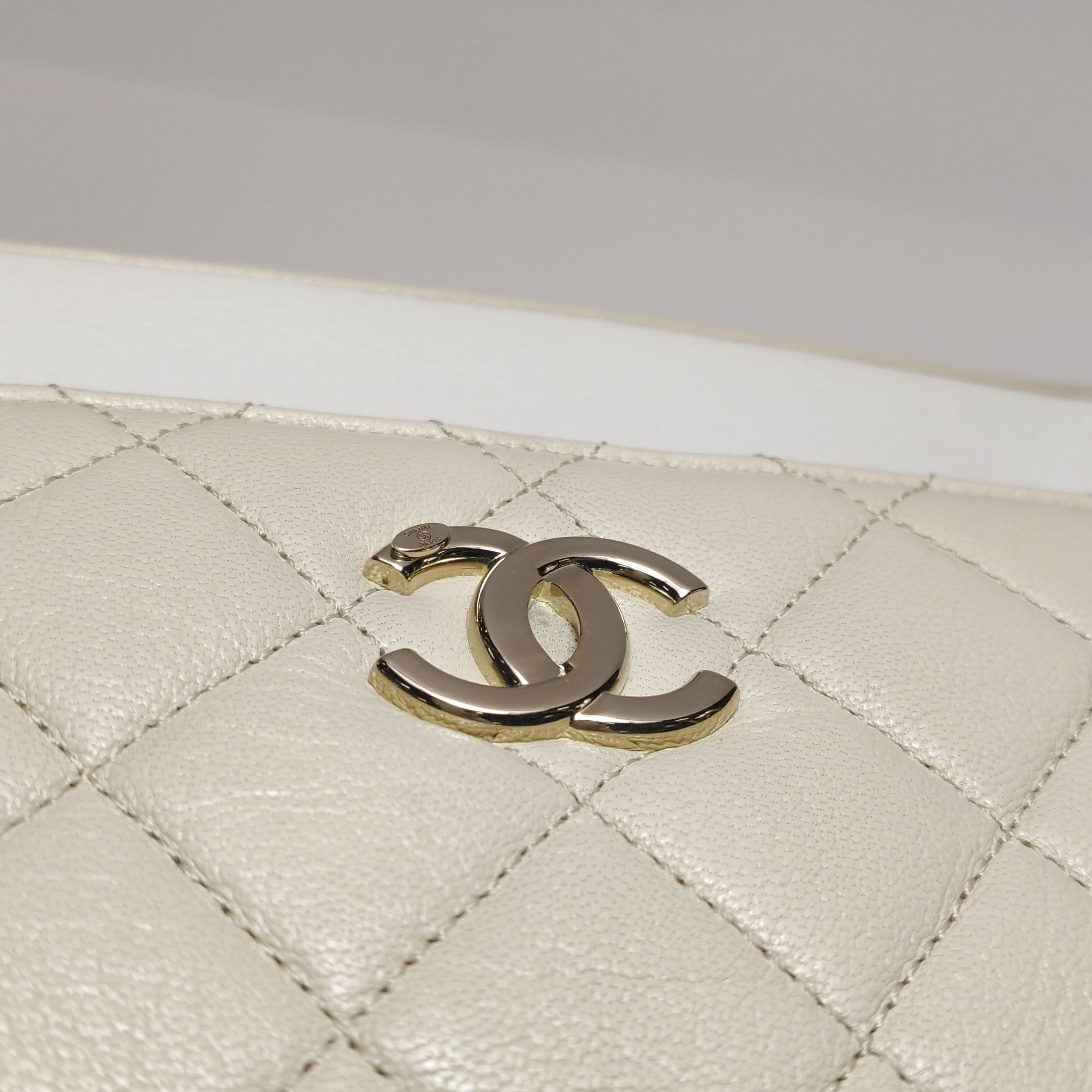 Chanel Chanel Women os Shoulder Bags Size ONE SIZE - 13 Thumbnail