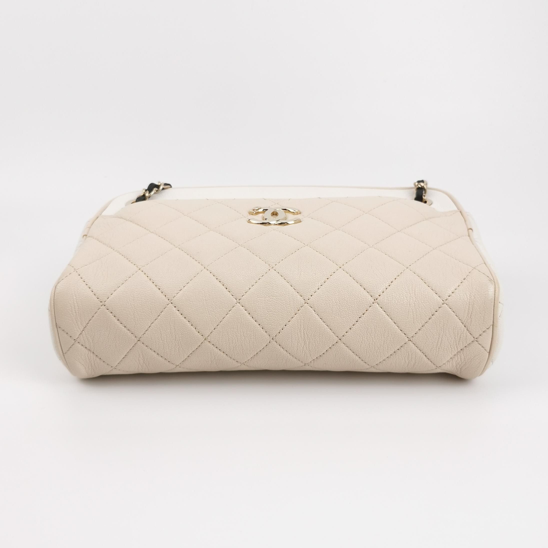Chanel Chanel Women os Shoulder Bags Size ONE SIZE - 6 Thumbnail