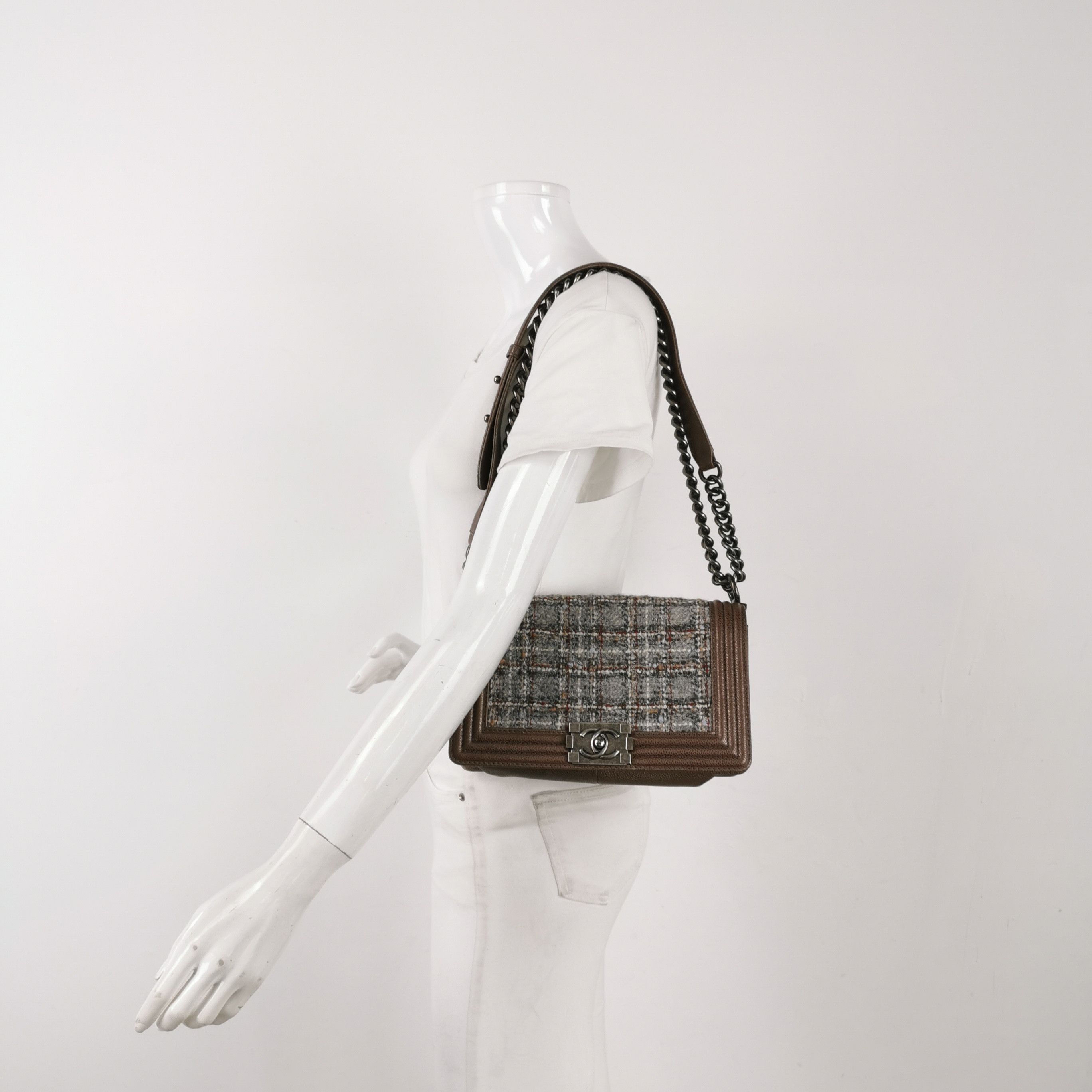 Chanel Chanel Women os Shoulder Bags Size ONE SIZE - 2 Thumbnail