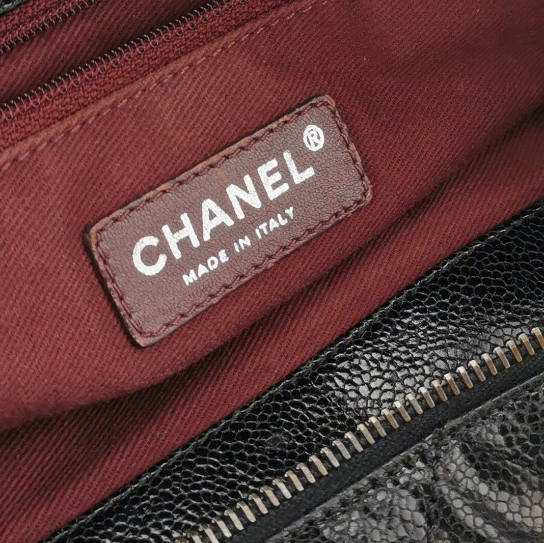 Chanel Chanel Women os Shoulder Bags Size ONE SIZE - 8 Thumbnail