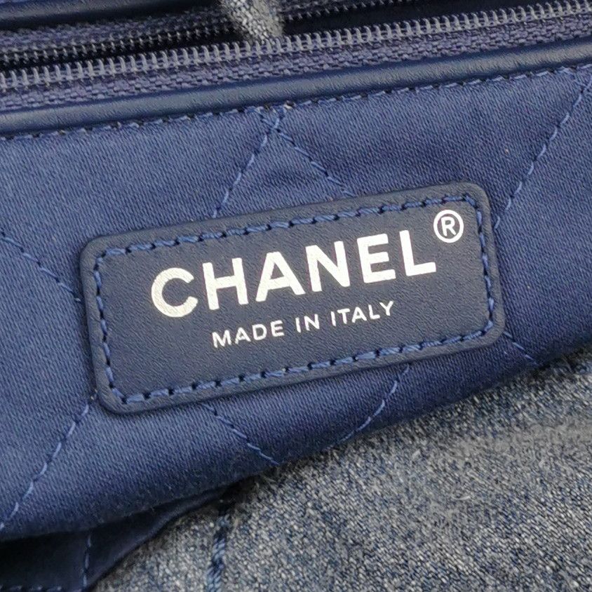 Chanel Chanel Women os Shoulder Bags Size ONE SIZE - 8 Thumbnail