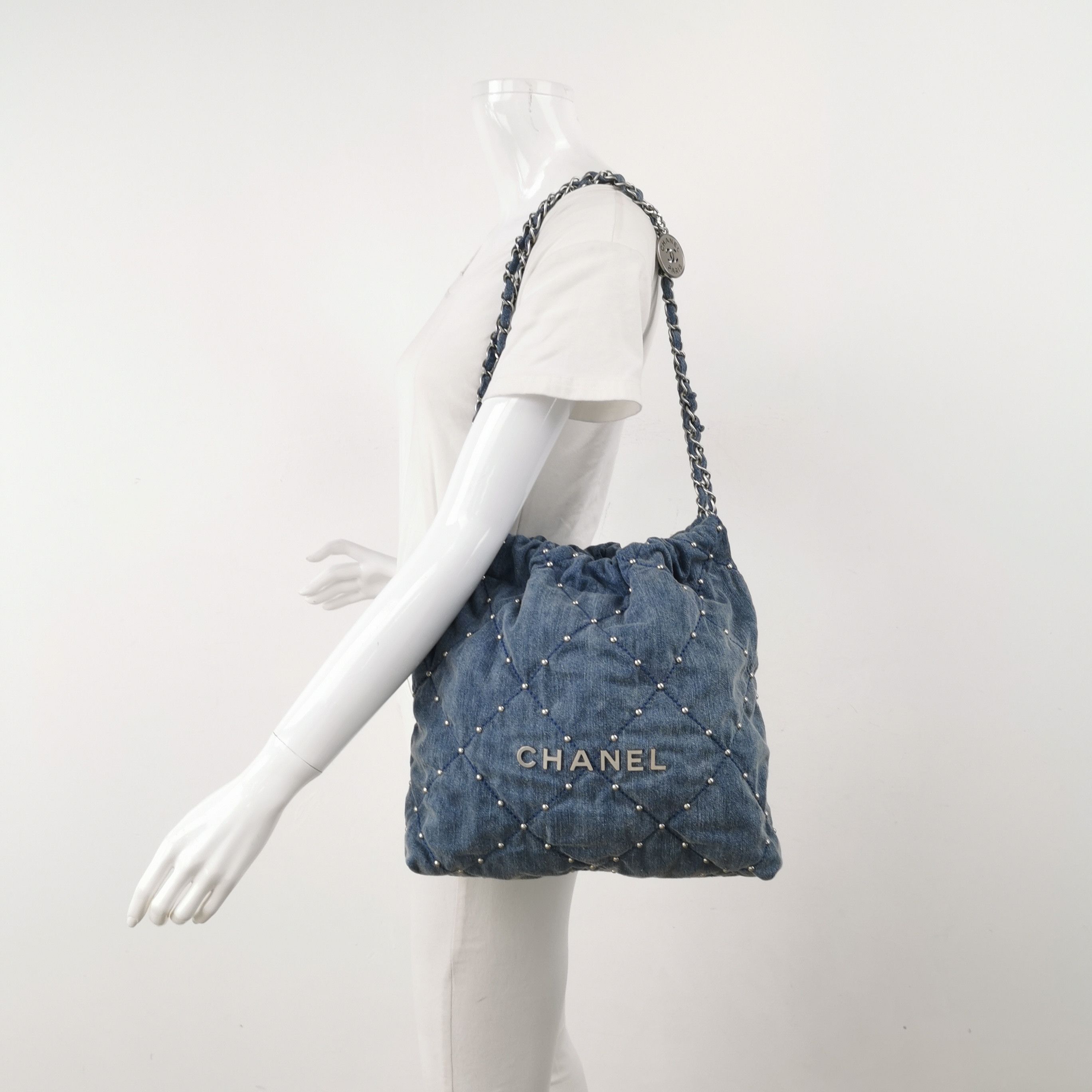 Chanel Chanel Women os Shoulder Bags Size ONE SIZE - 2 Thumbnail