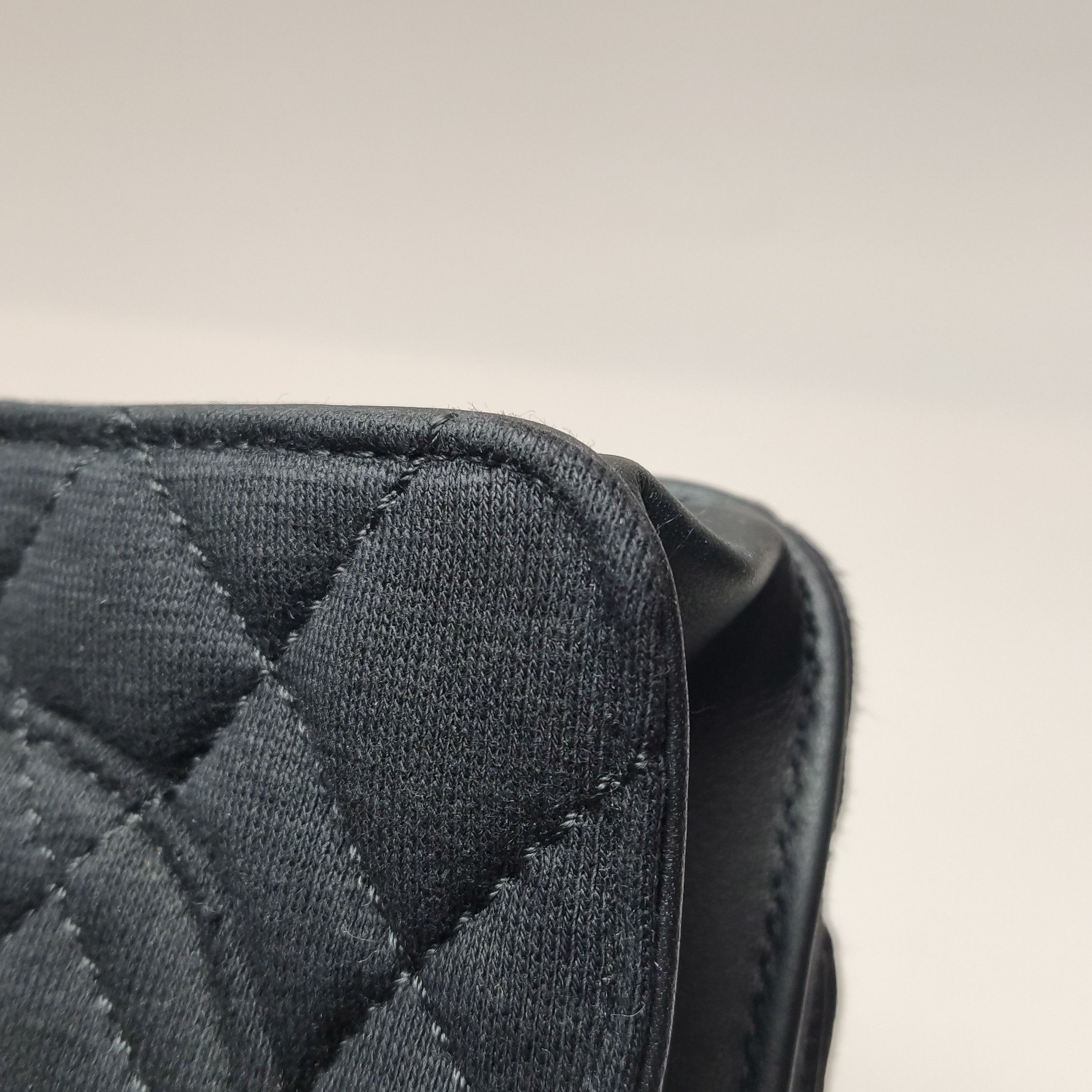 Chanel Chanel Women os Crossbody Bags Size ONE SIZE - 15 Thumbnail