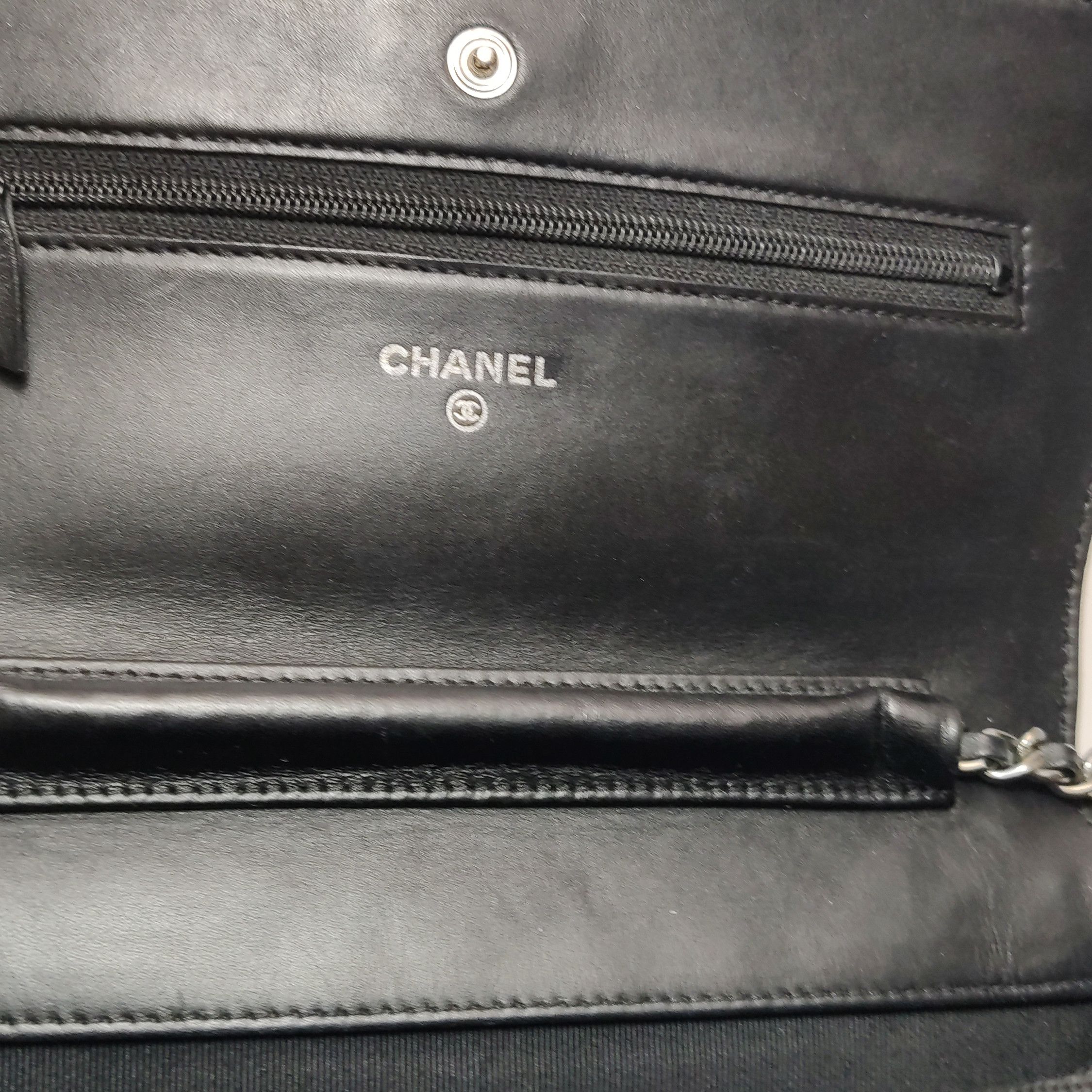Chanel Chanel Women os Crossbody Bags Size ONE SIZE - 10 Thumbnail