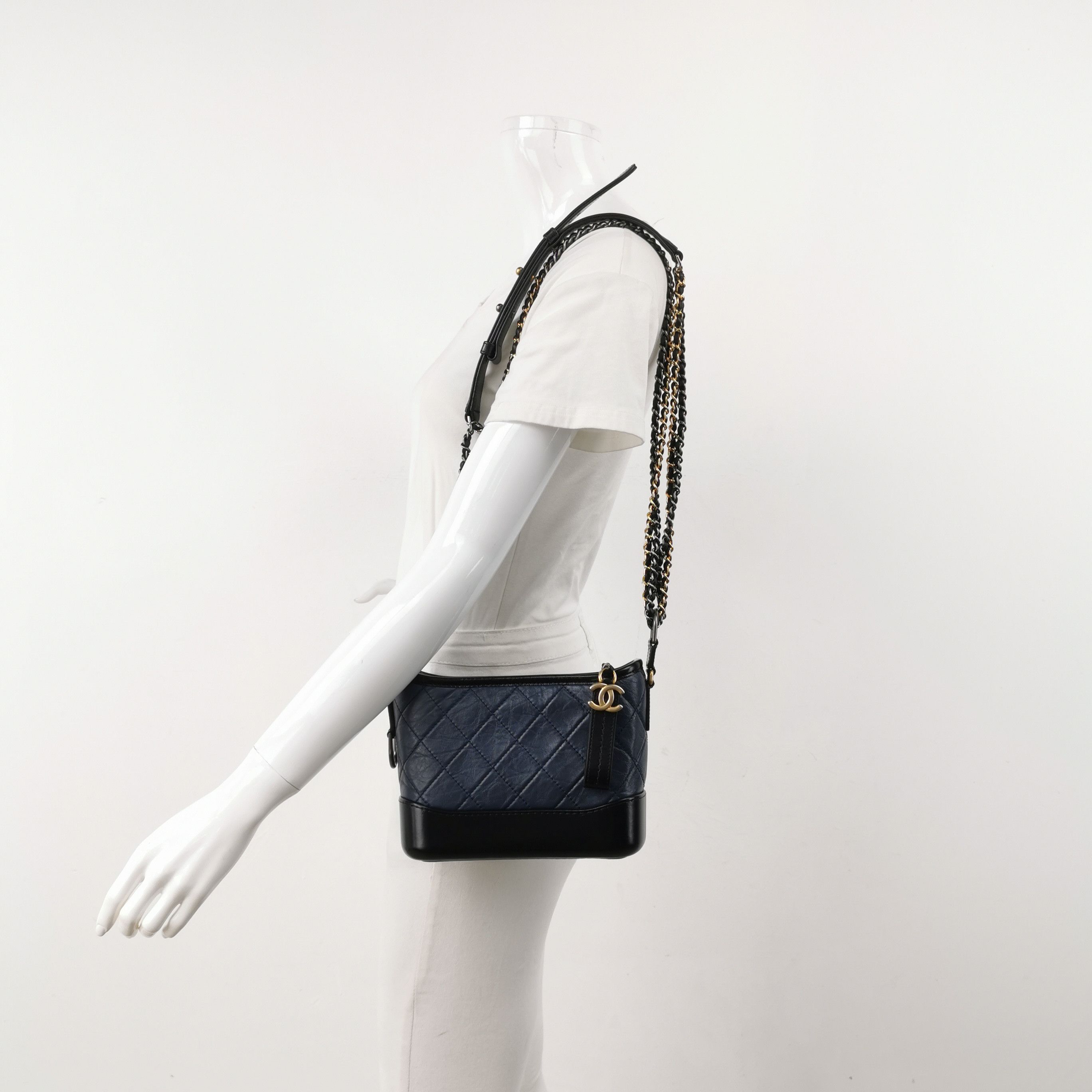 Chanel Chanel Women os Crossbody Bags Size ONE SIZE - 2 Thumbnail
