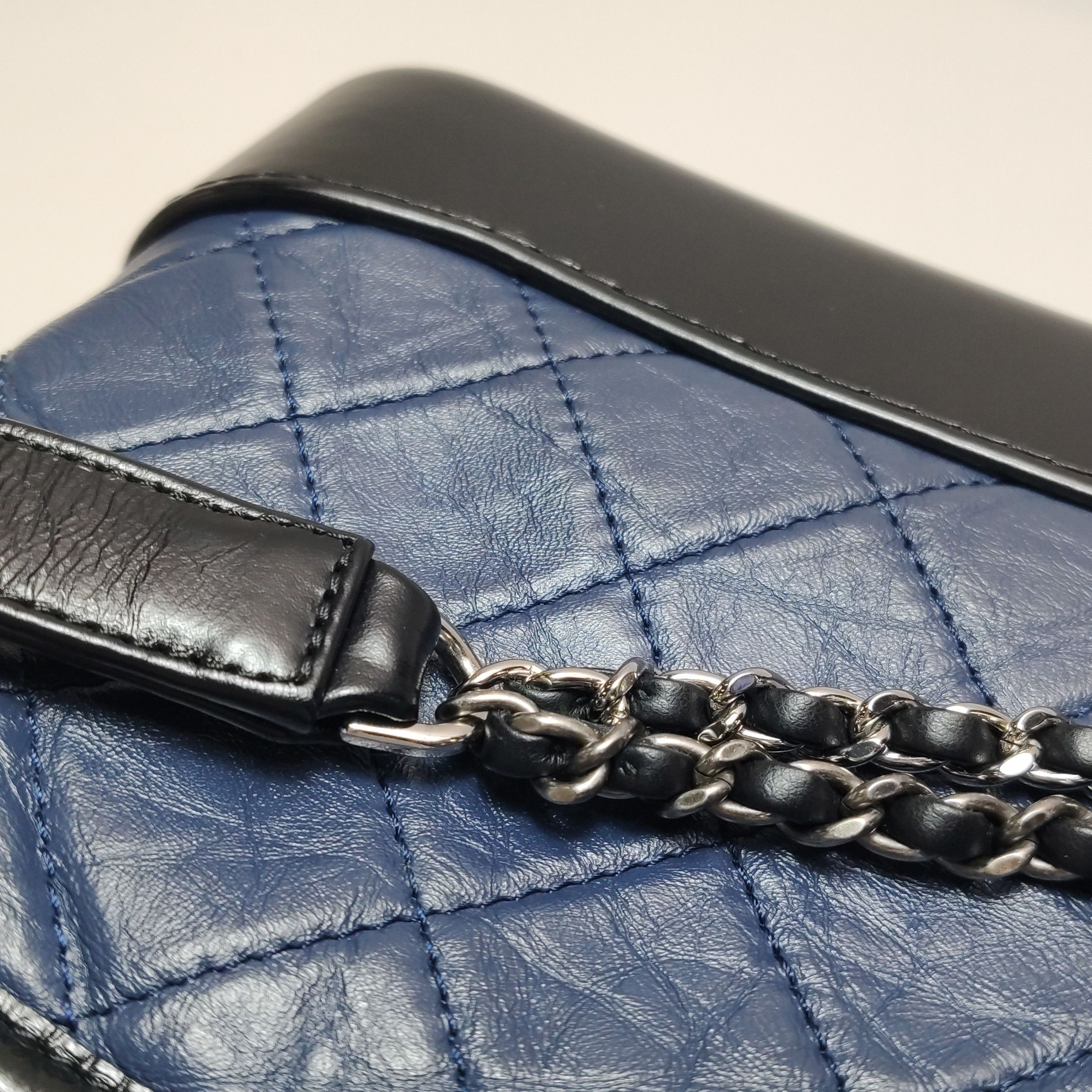 Chanel Chanel Women os Crossbody Bags Size ONE SIZE - 14 Thumbnail