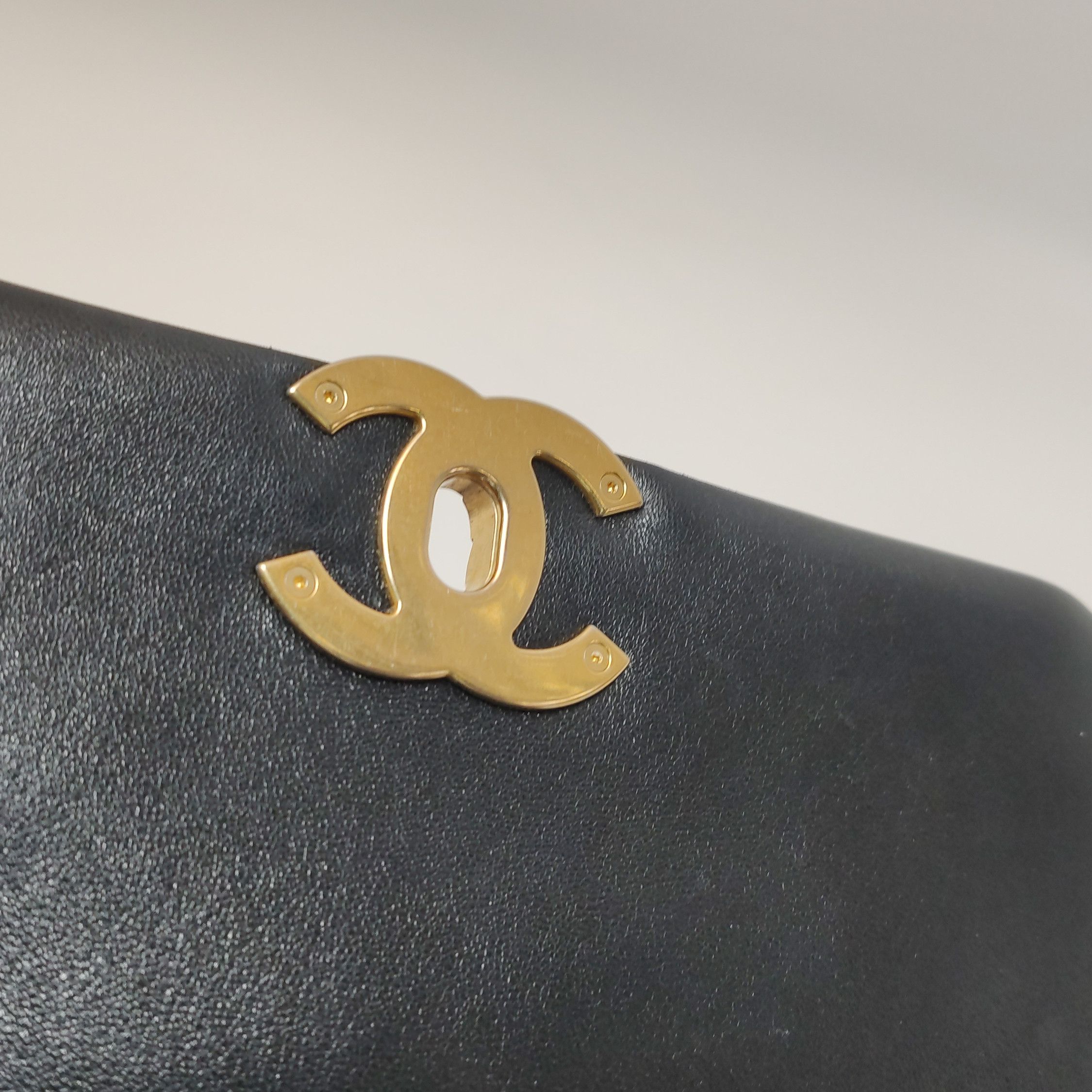 Chanel Chanel Women os Shoulder Bags Size ONE SIZE - 16 Thumbnail