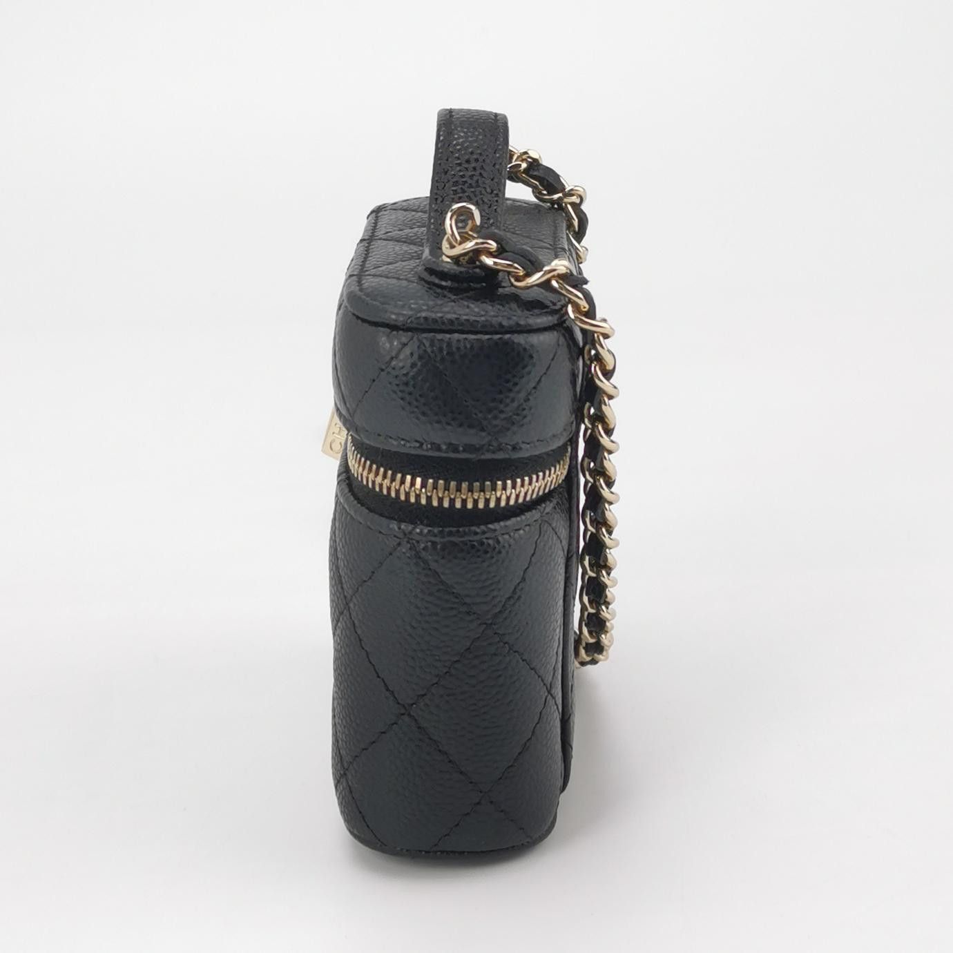 Chanel Chanel Women os Crossbody Bags Size ONE SIZE - 3 Thumbnail