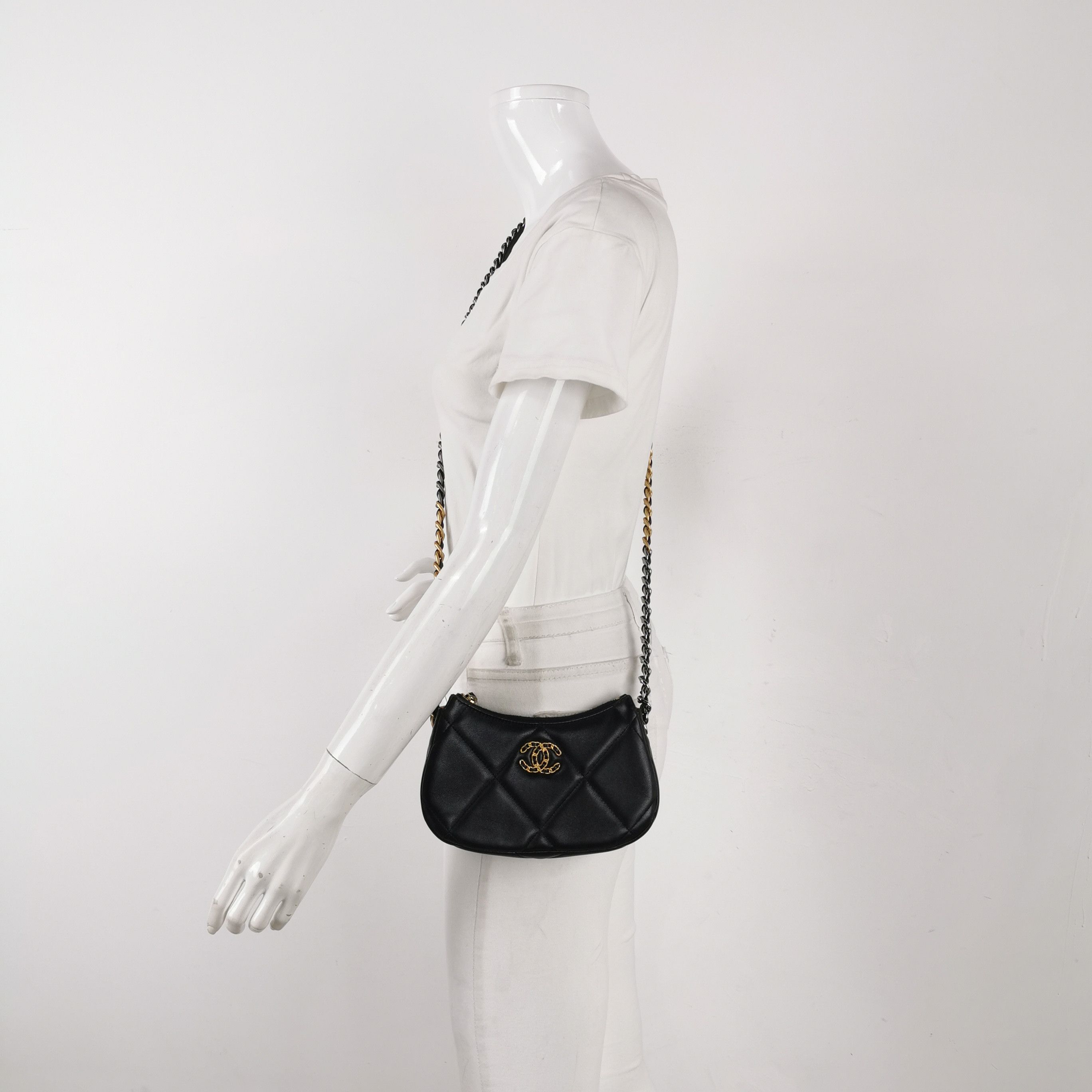 Chanel Chanel Women os Shoulder Bags Size ONE SIZE - 2 Thumbnail