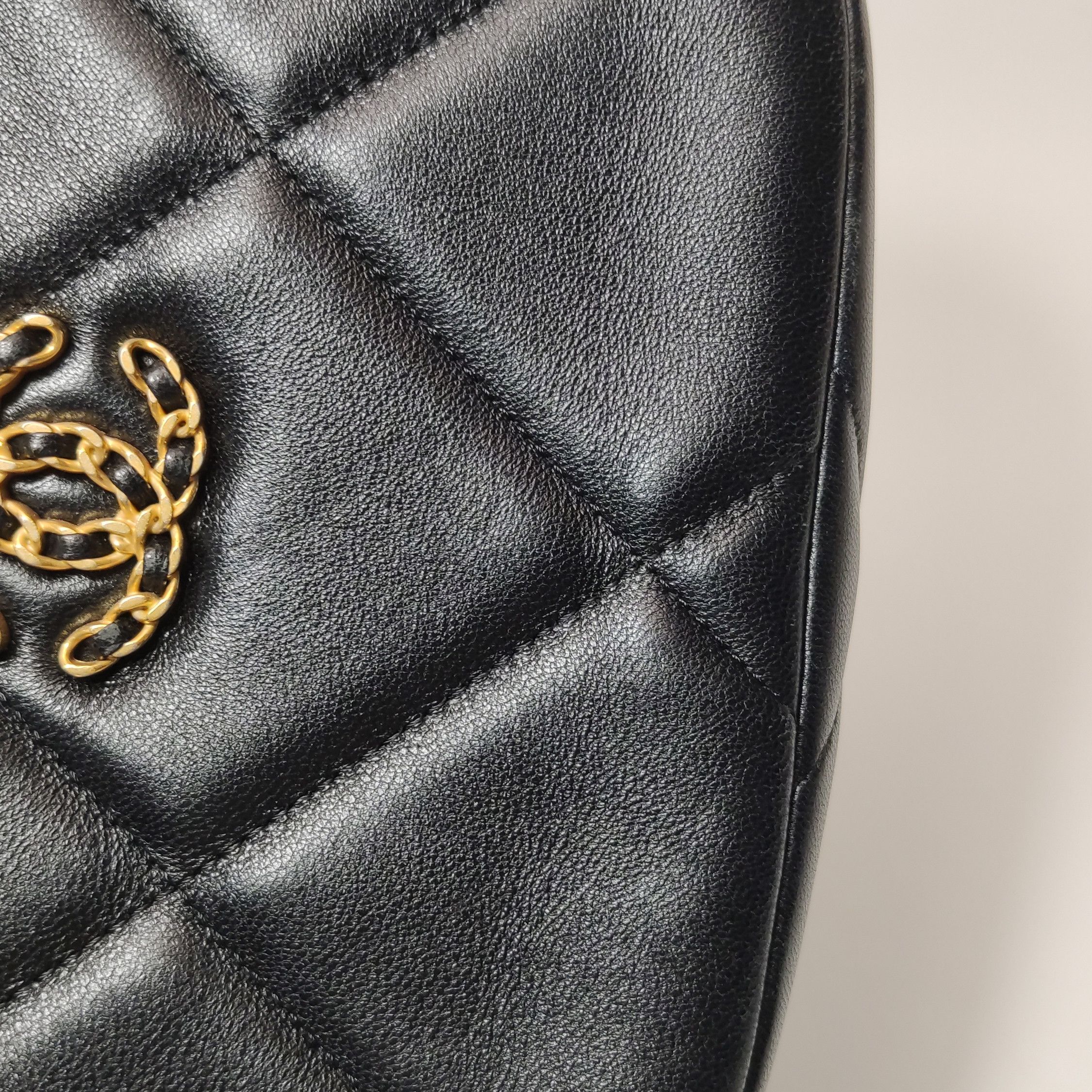 Chanel Chanel Women os Shoulder Bags Size ONE SIZE - 23 Thumbnail