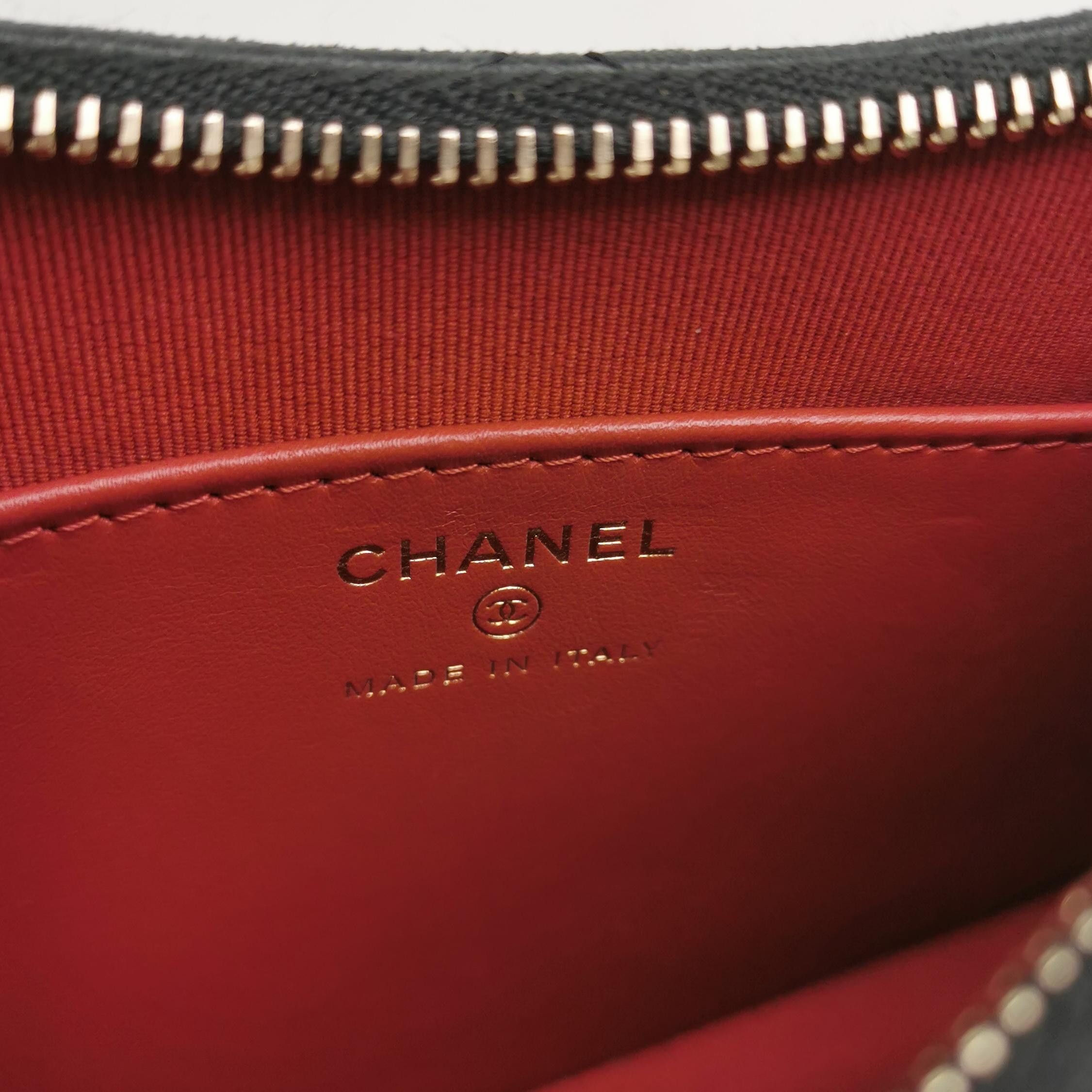 Chanel Chanel Women os Shoulder Bags Size ONE SIZE - 8 Thumbnail