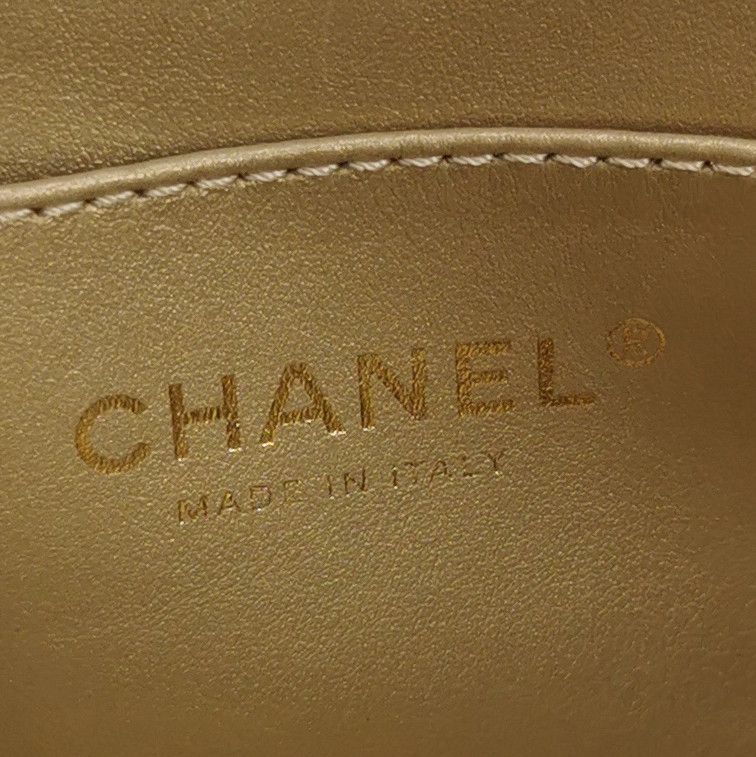 Chanel Chanel Women os Shoulder Bags Size ONE SIZE - 8 Thumbnail