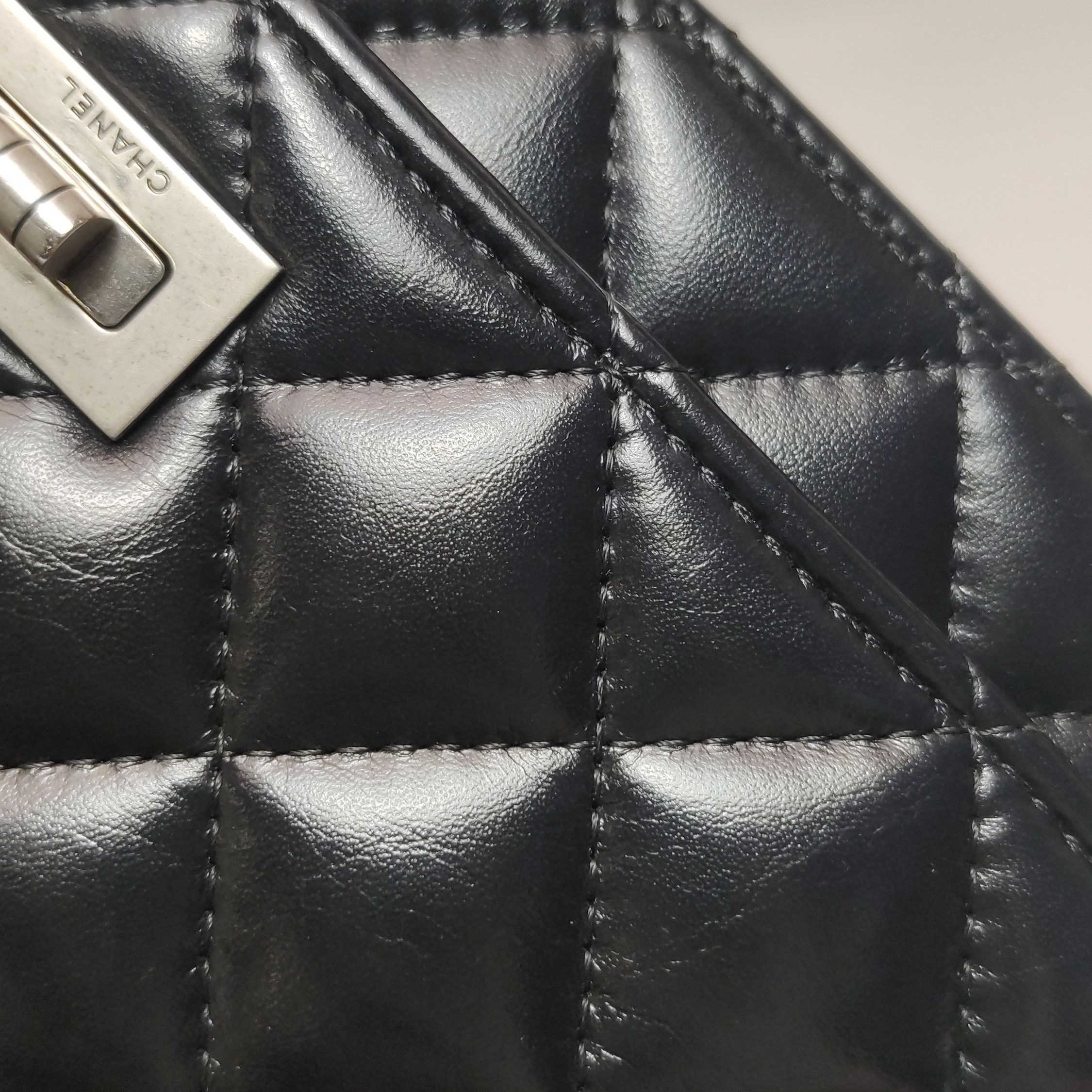 Chanel Chanel Women os Shoulder Bags Size ONE SIZE - 22 Thumbnail