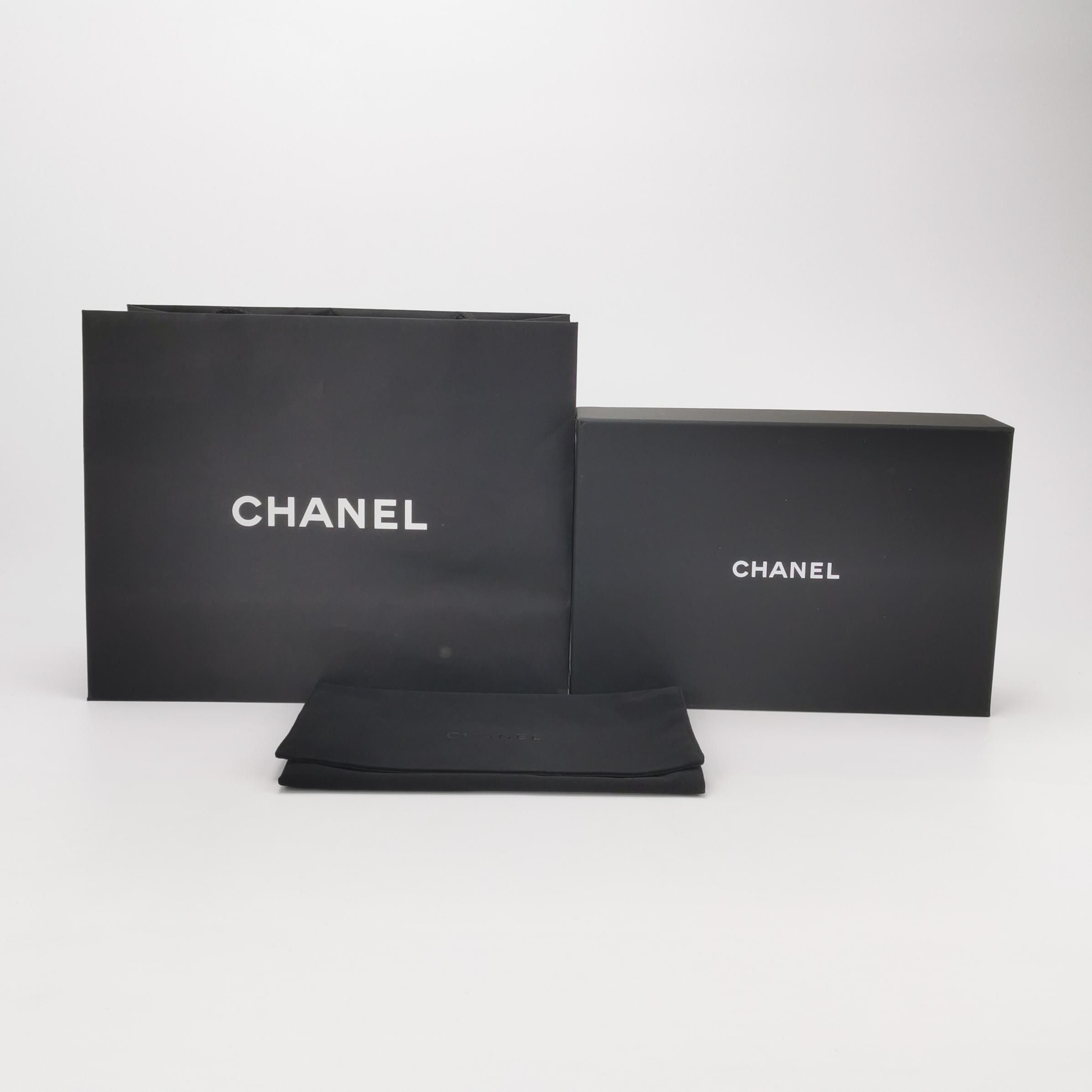Chanel Chanel Women os Shoulder Bags Size ONE SIZE - 9 Thumbnail