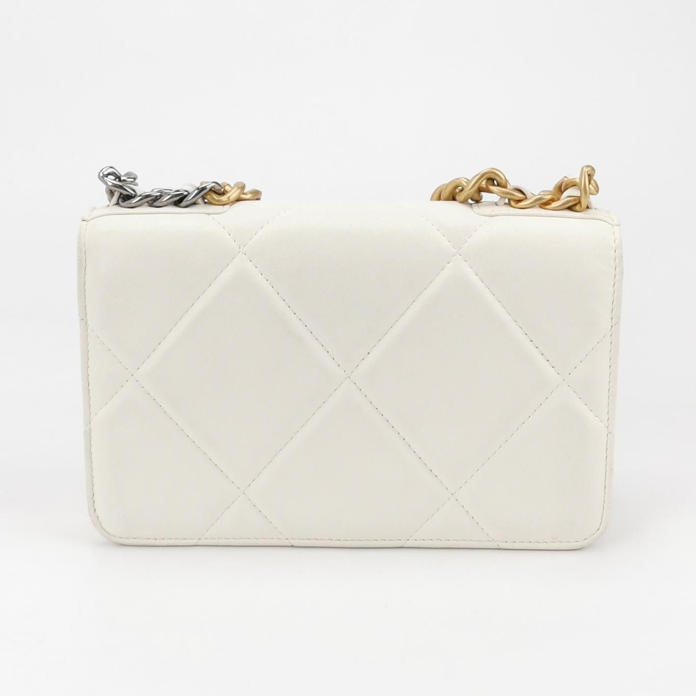 Chanel Chanel Women os Shoulder Bags Size ONE SIZE - 5 Thumbnail