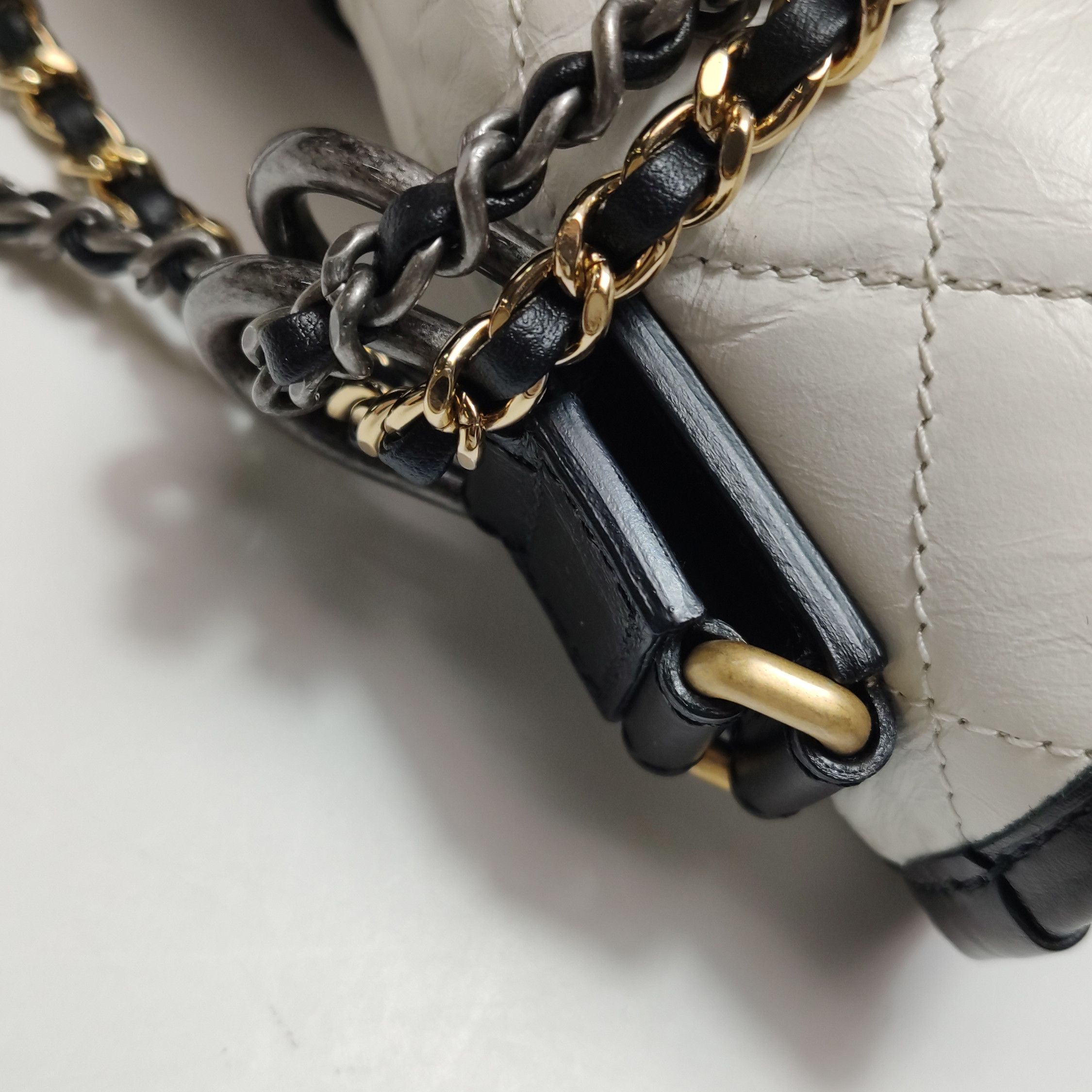 Chanel Chanel Women os Shoulder Bags Size ONE SIZE - 14 Thumbnail
