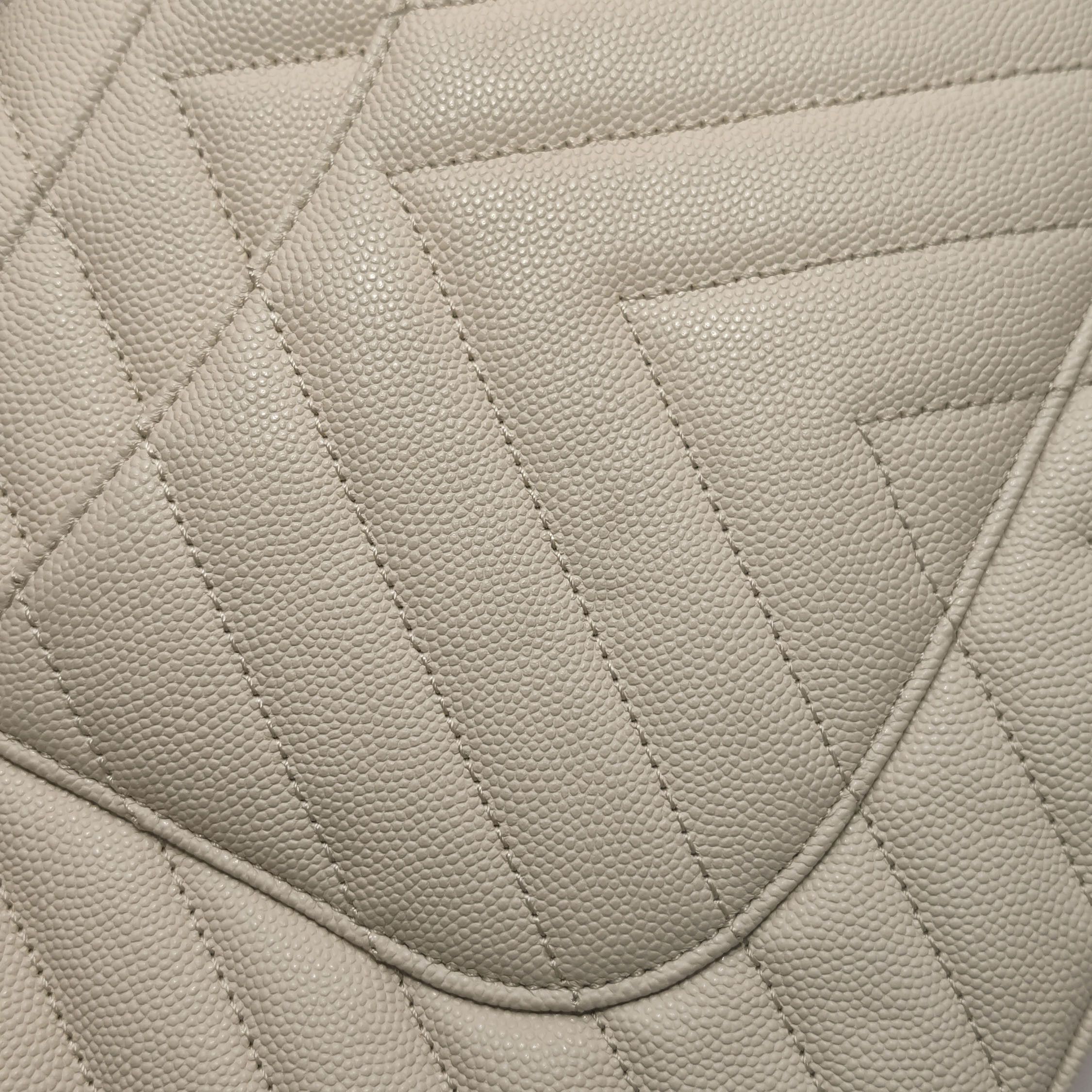 Chanel Chanel Women os Shoulder Bags Size ONE SIZE - 16 Thumbnail