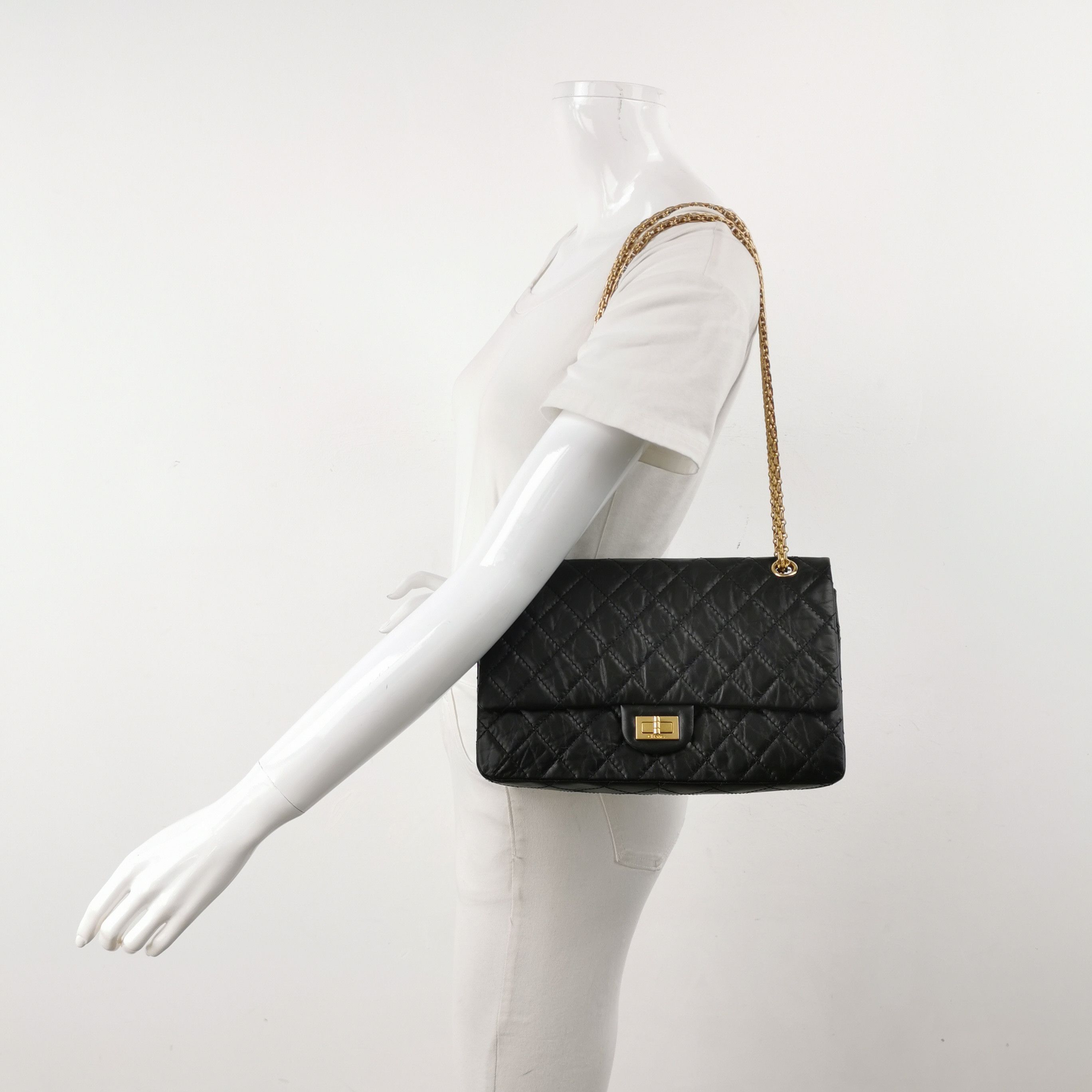 Chanel Chanel Women os Shoulder Bags Size ONE SIZE - 2 Thumbnail