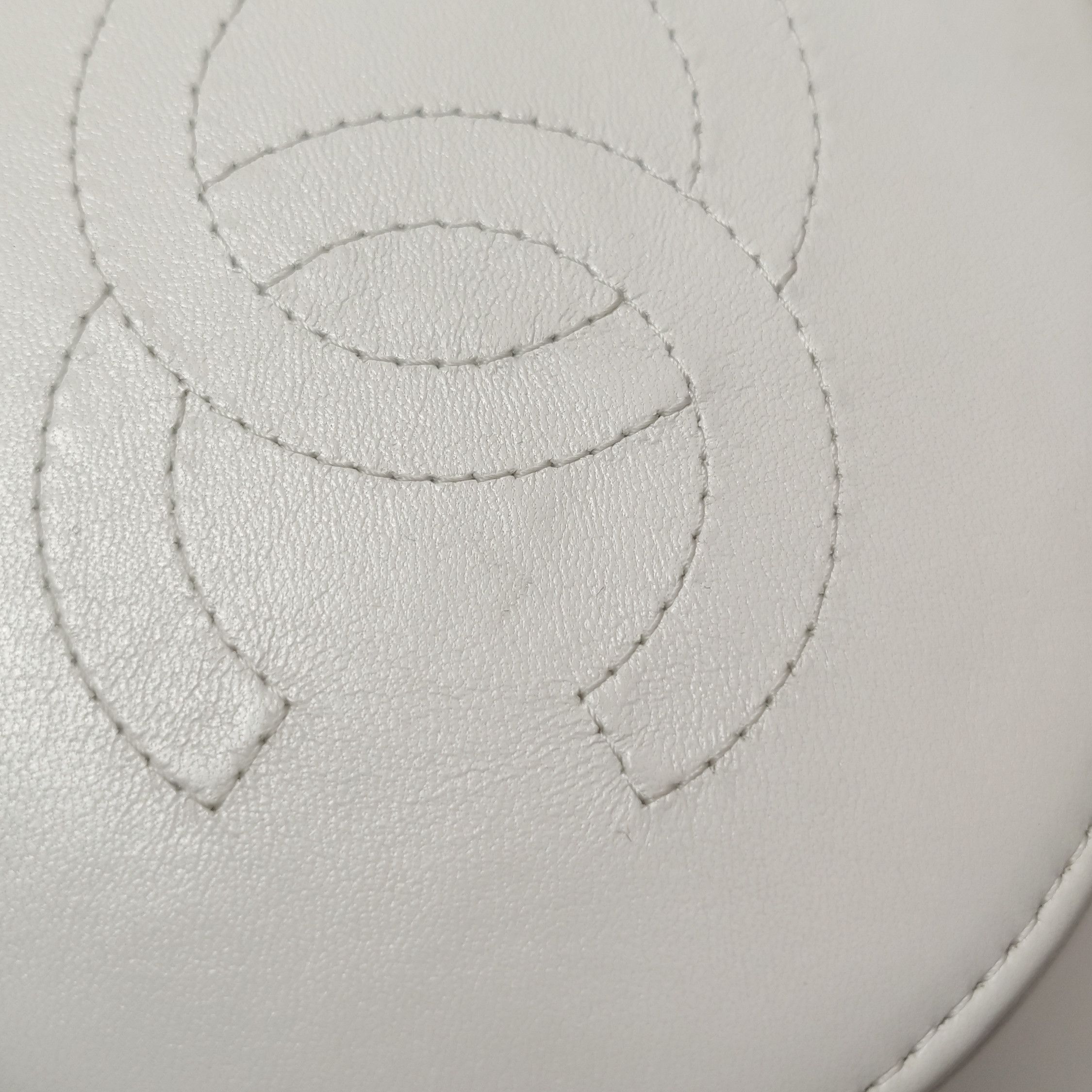 Chanel Chanel Women os Tote Bags Size ONE SIZE - 19 Thumbnail