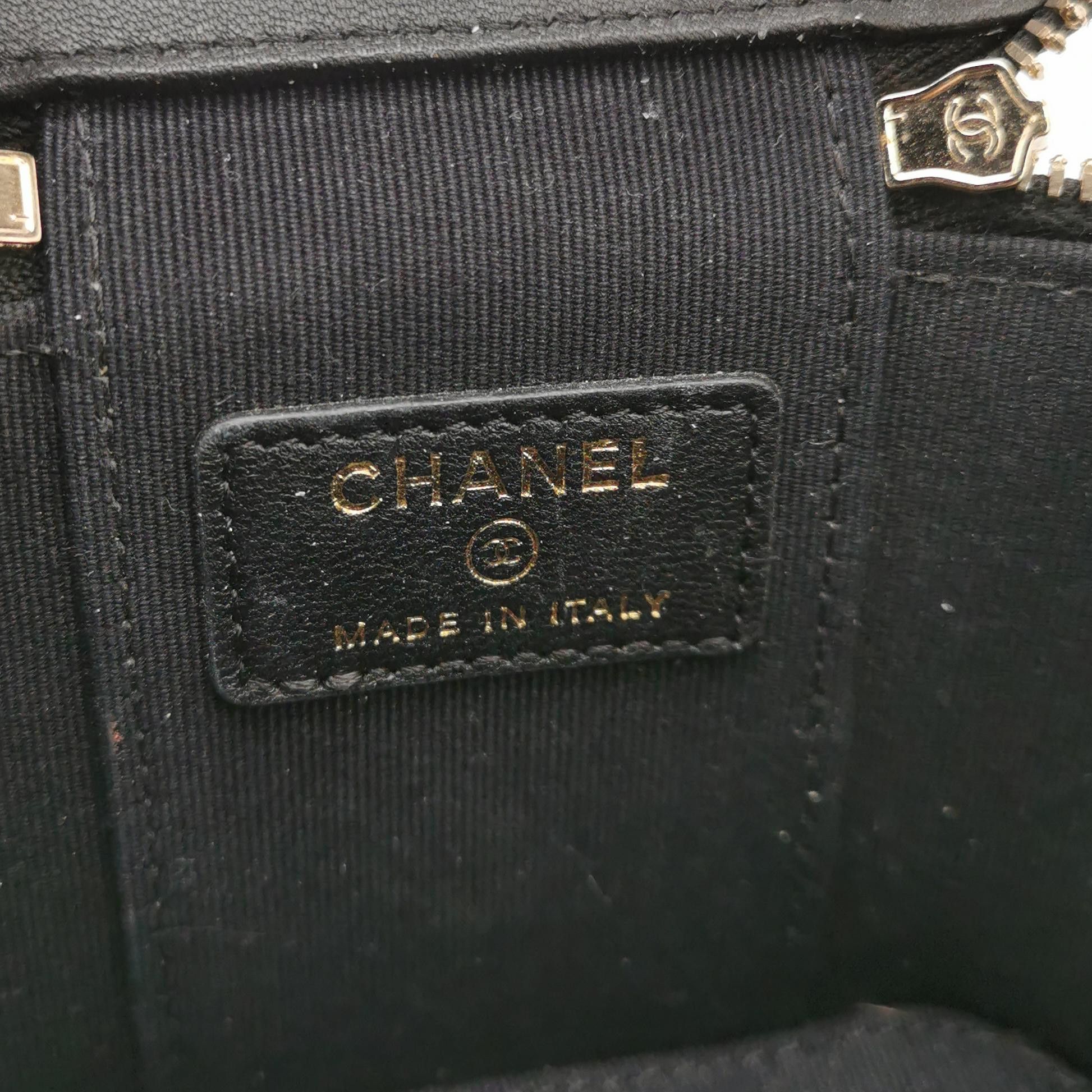 Chanel Chanel Women os Shoulder Bags Size ONE SIZE - 8 Thumbnail
