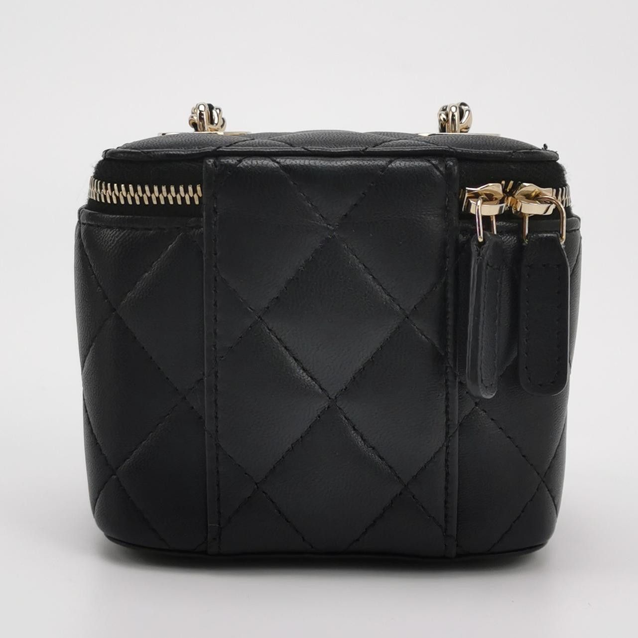 Chanel Chanel Women os Shoulder Bags Size ONE SIZE - 5 Thumbnail