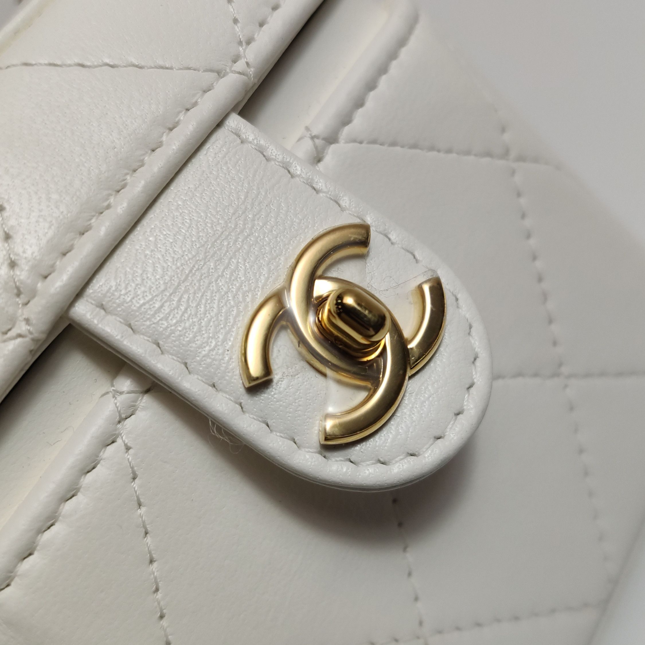 Chanel Chanel Women os Shoulder Bags Size ONE SIZE - 13 Thumbnail